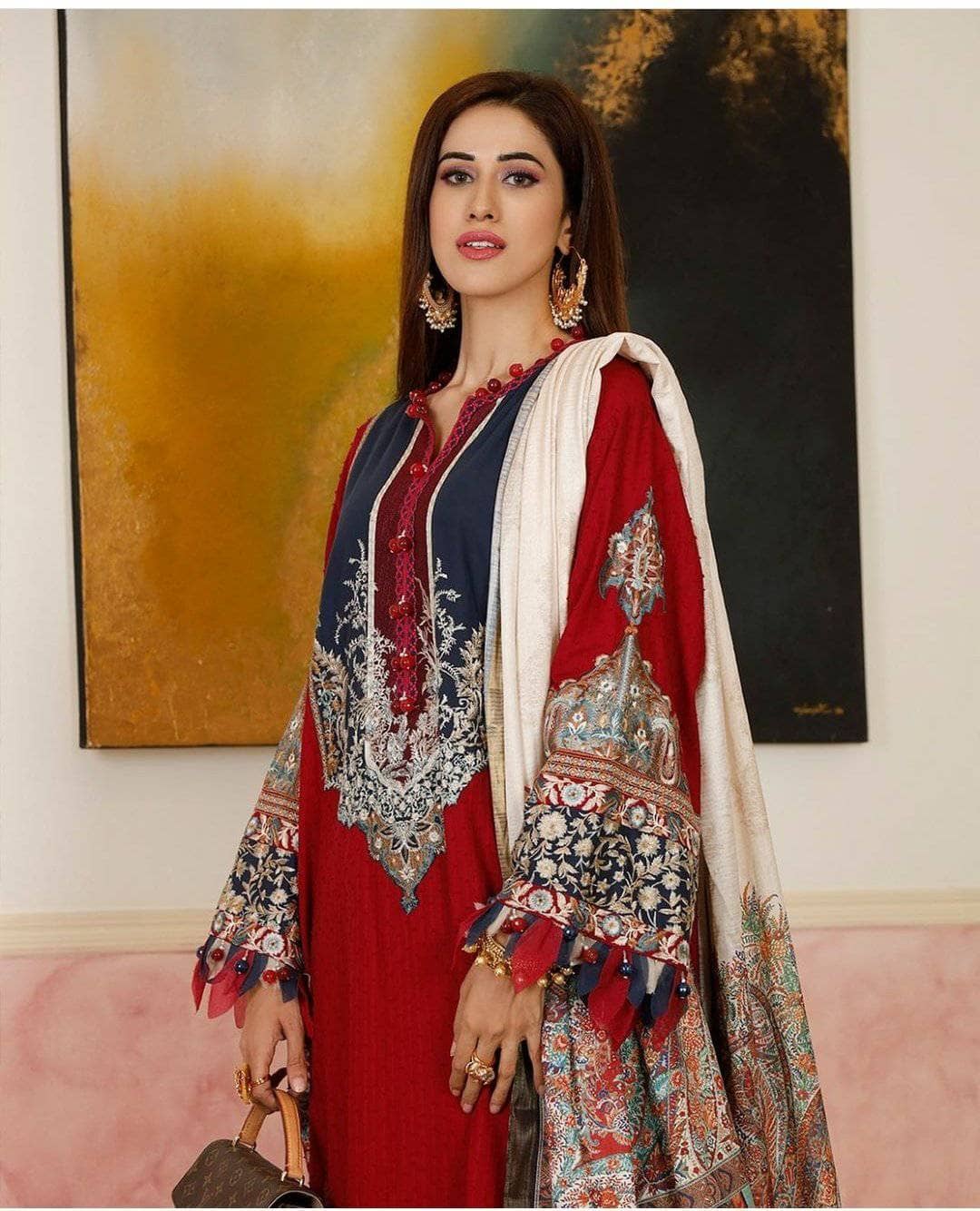 img_sana_safinaz_spotted_awwal_boutique