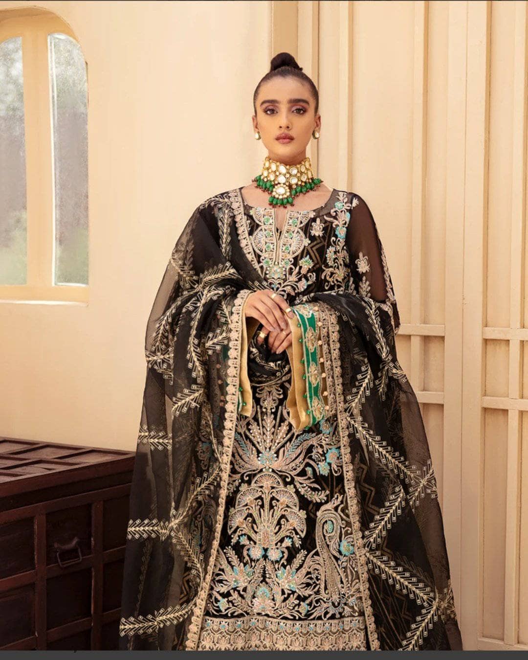 img_maryam_n_mariya_chiffon_wedding_awwal_boutique