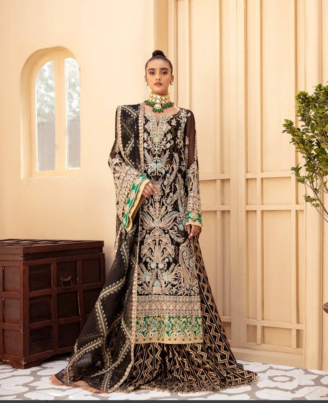 img_maryam_n_mariya_chiffon_wedding_awwal_boutique