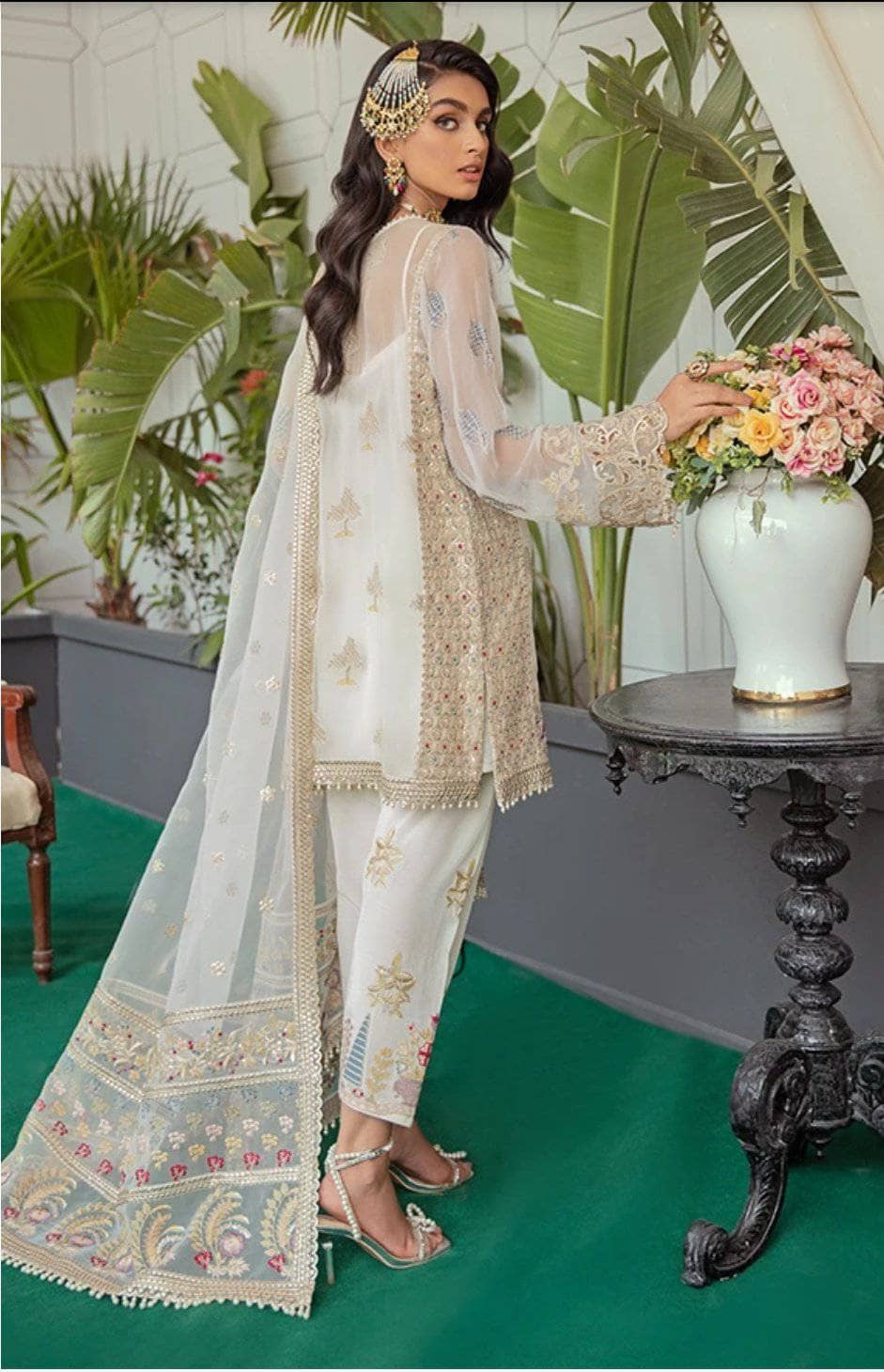 img_serene_soiree_by_imrozia_chiffon_awwal_boutique