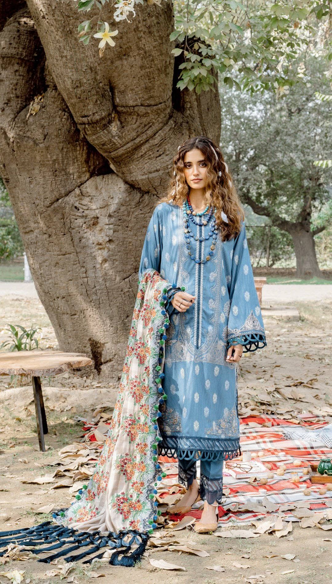 img_charizma_masakali_winter_vol_2_awwal_boutique