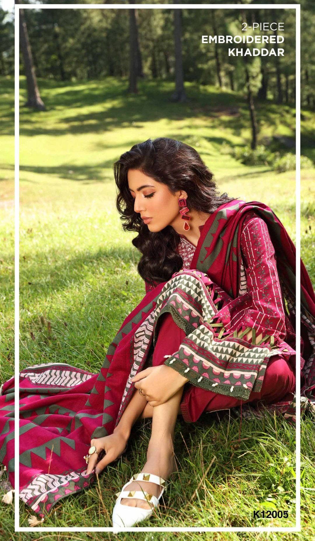 img_gul_ahmed_khaddar_corduroy_pre_fall_awwal_boutique