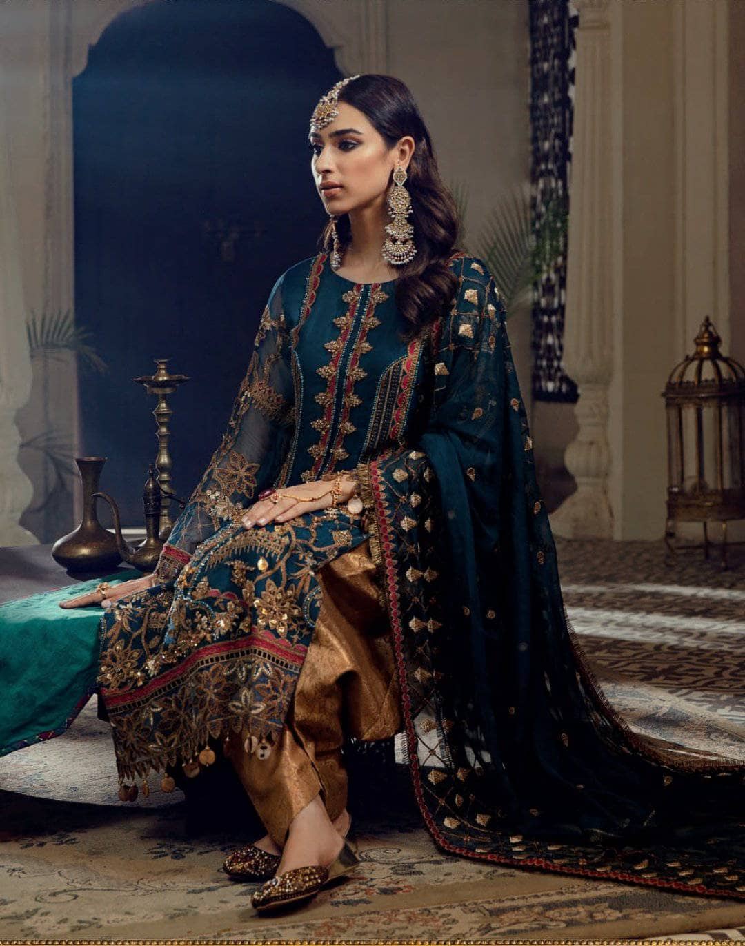 img_emaan_adeel_belle_robe_wedding_edition_awwal_boutique