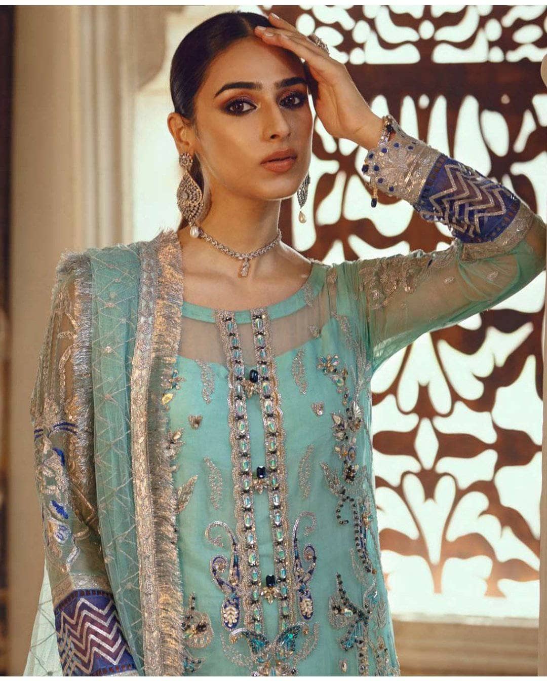img_emaan_adeel_belle_robe_wedding_edition_awwal_boutique