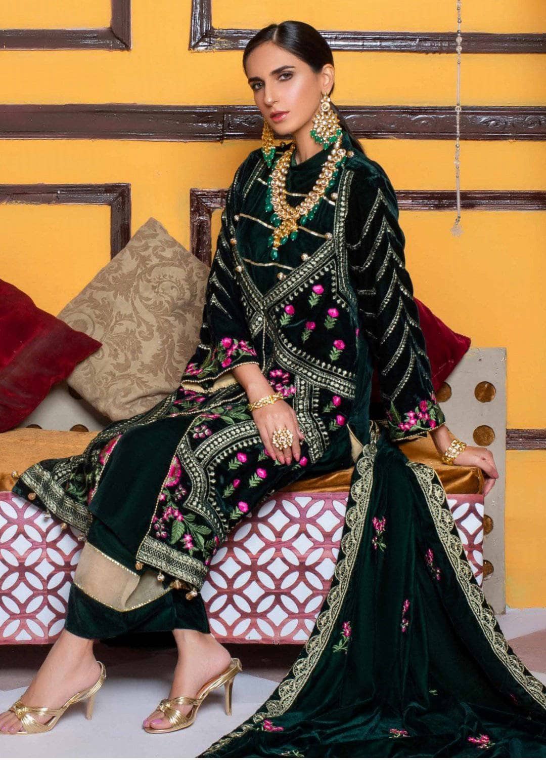 img_merakish_velvet_collection_awwal_boutique