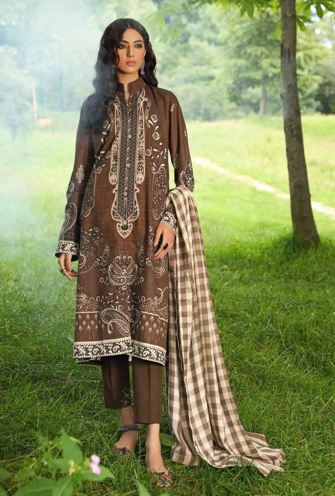 img_gul_ahmed_winter_pakistani_suits_awwal_boutique