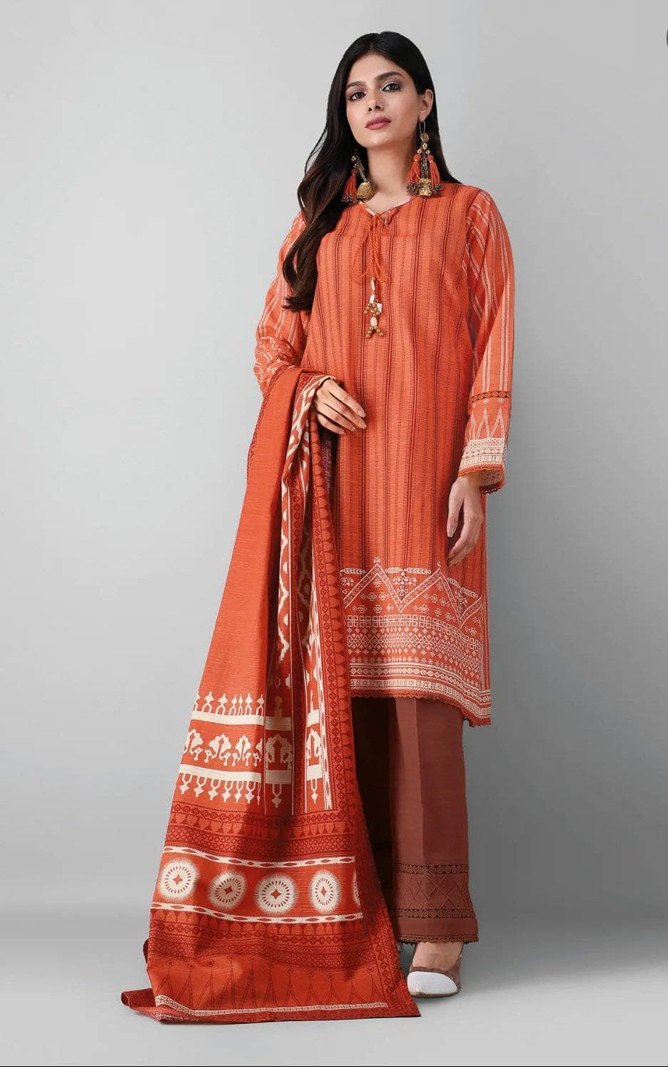 img_khaadi_khaddar_awwal_boutique