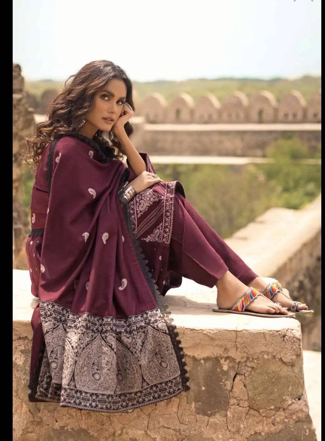 img_gul_ahmed_winter_pakistani_suits_awwal_boutique