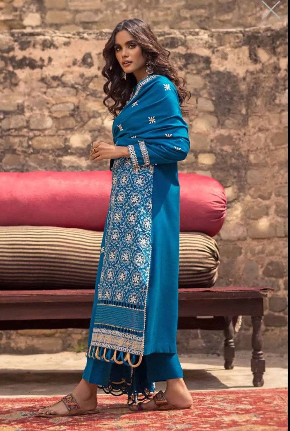 img_gul_ahmed_winter_pakistani_suits_awwal_boutique