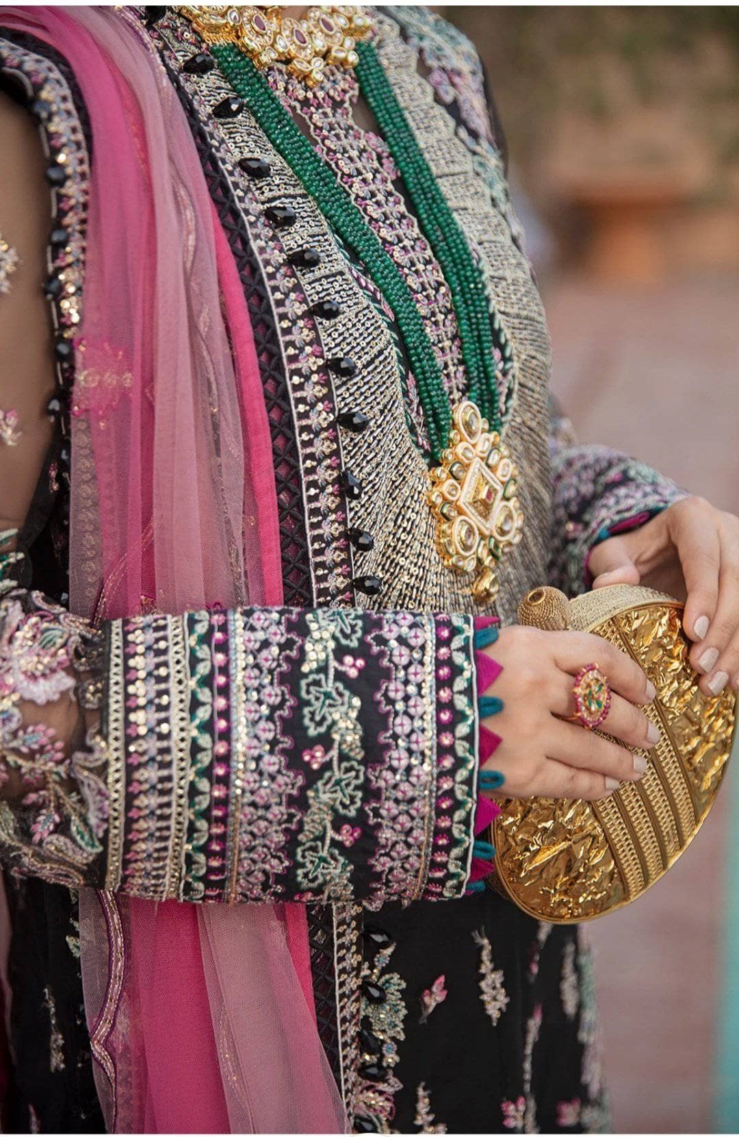 img_afeozeh_shehnai_wedding_edition_awwal_boutoque