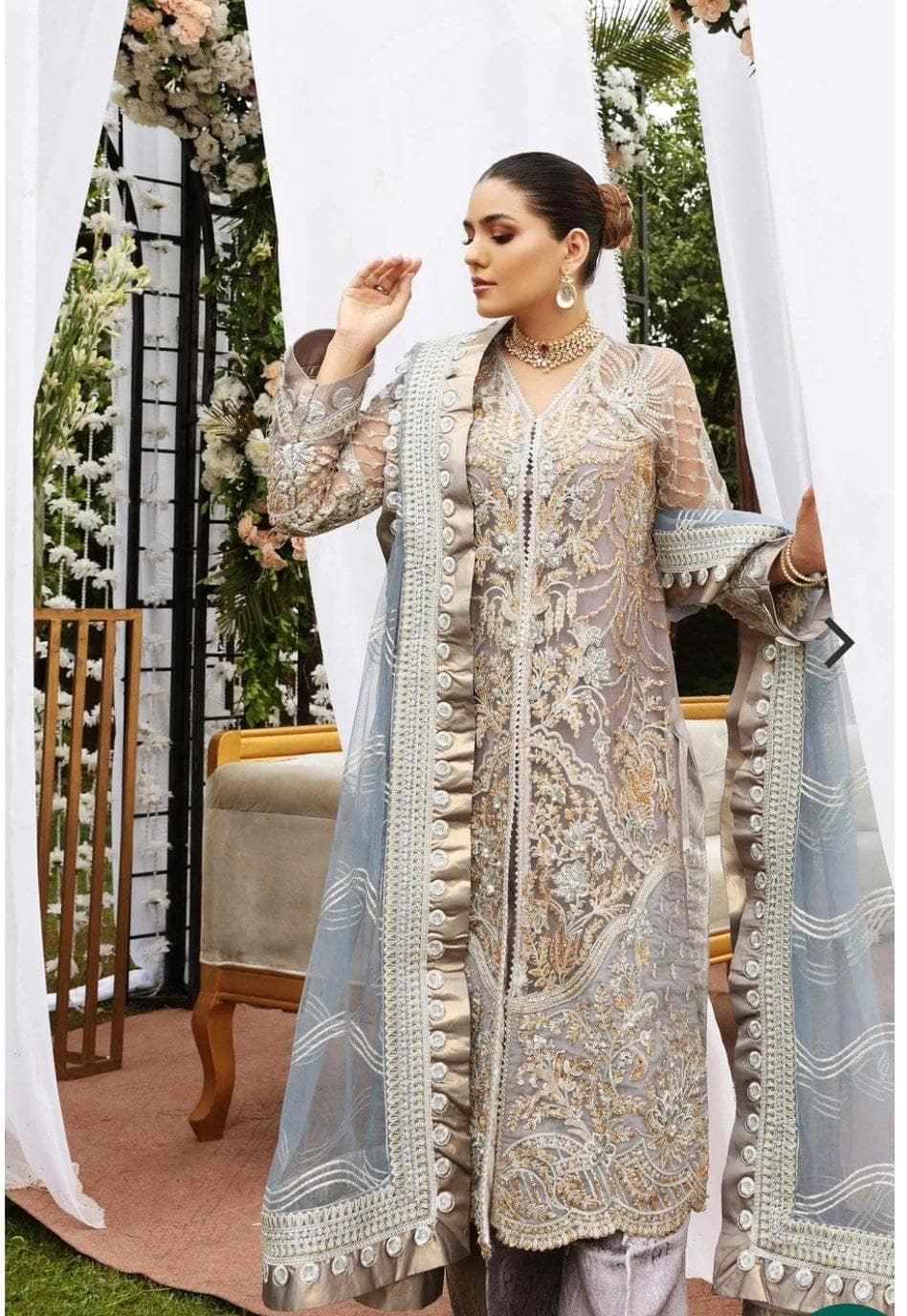 img_shamrock_resplendent_awwal_boutique