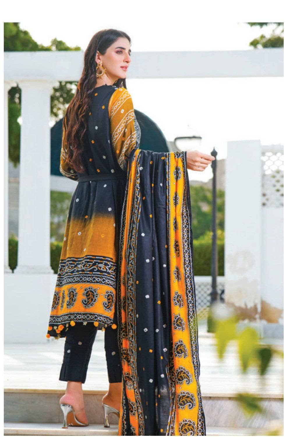 img_anum_cambric_awwal_boutique