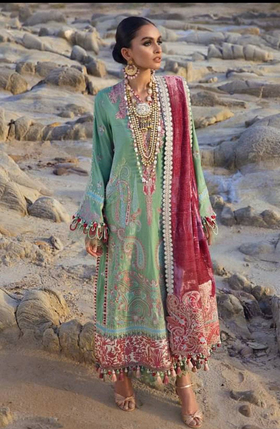 img_sana_safinaz_winter_21_awwal_boutique