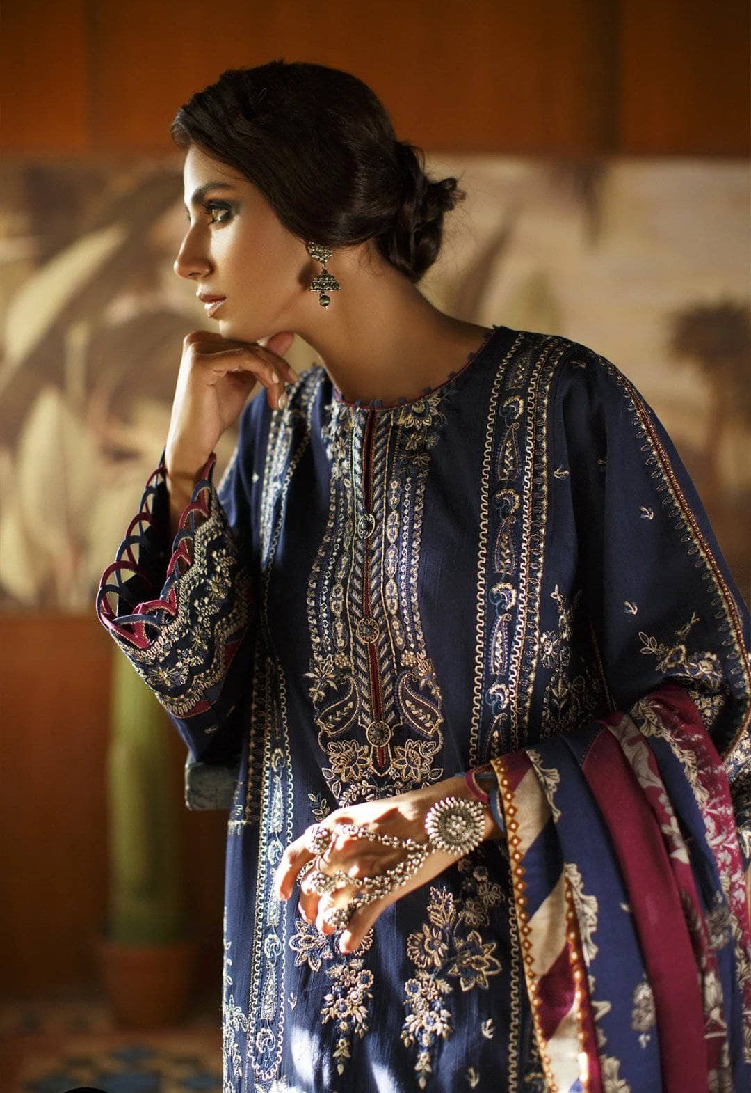 img_baroque_khaddar_21_awwal_boutique