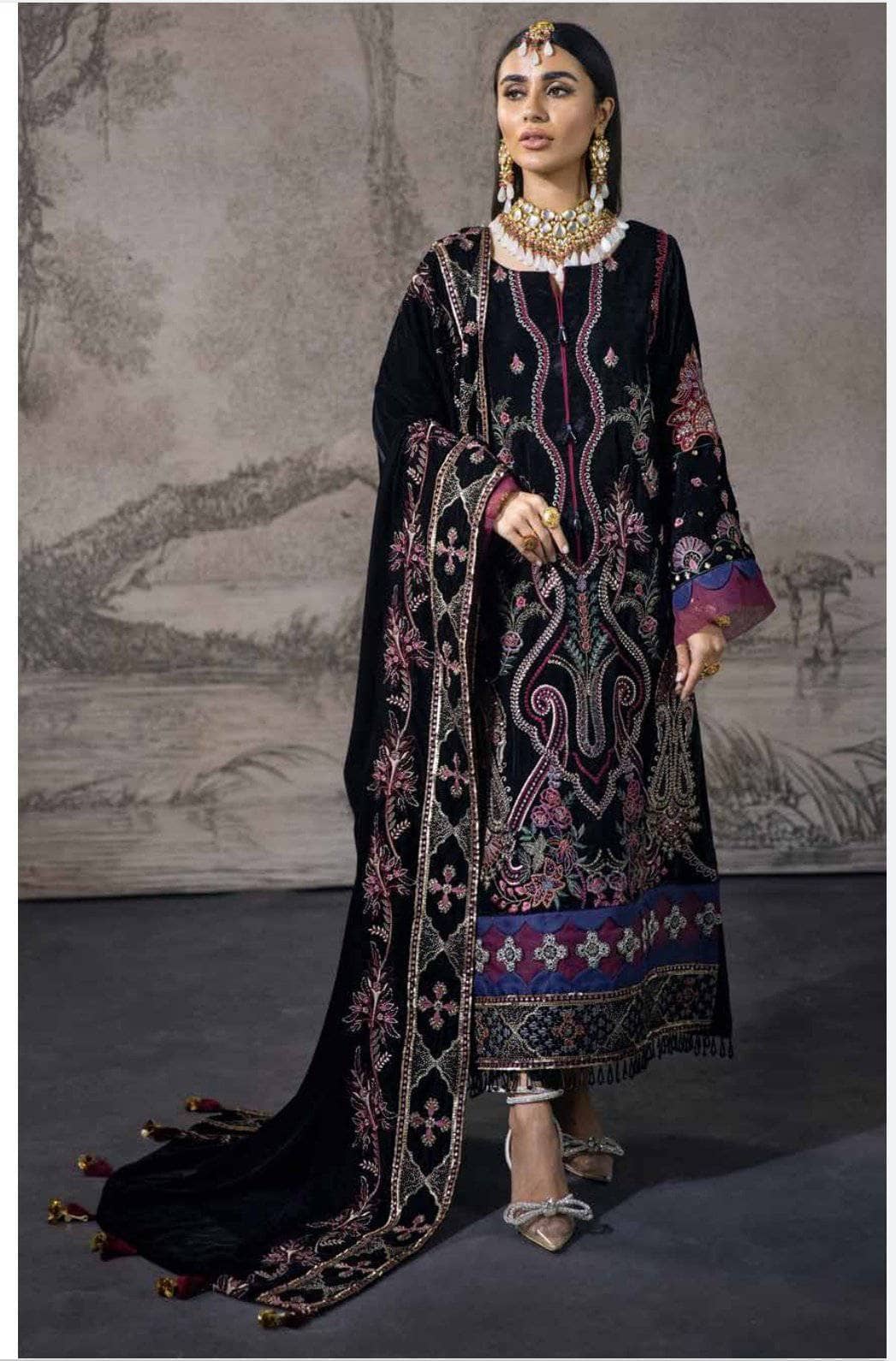 img_nureh_maya_velvet_awwal_boutique