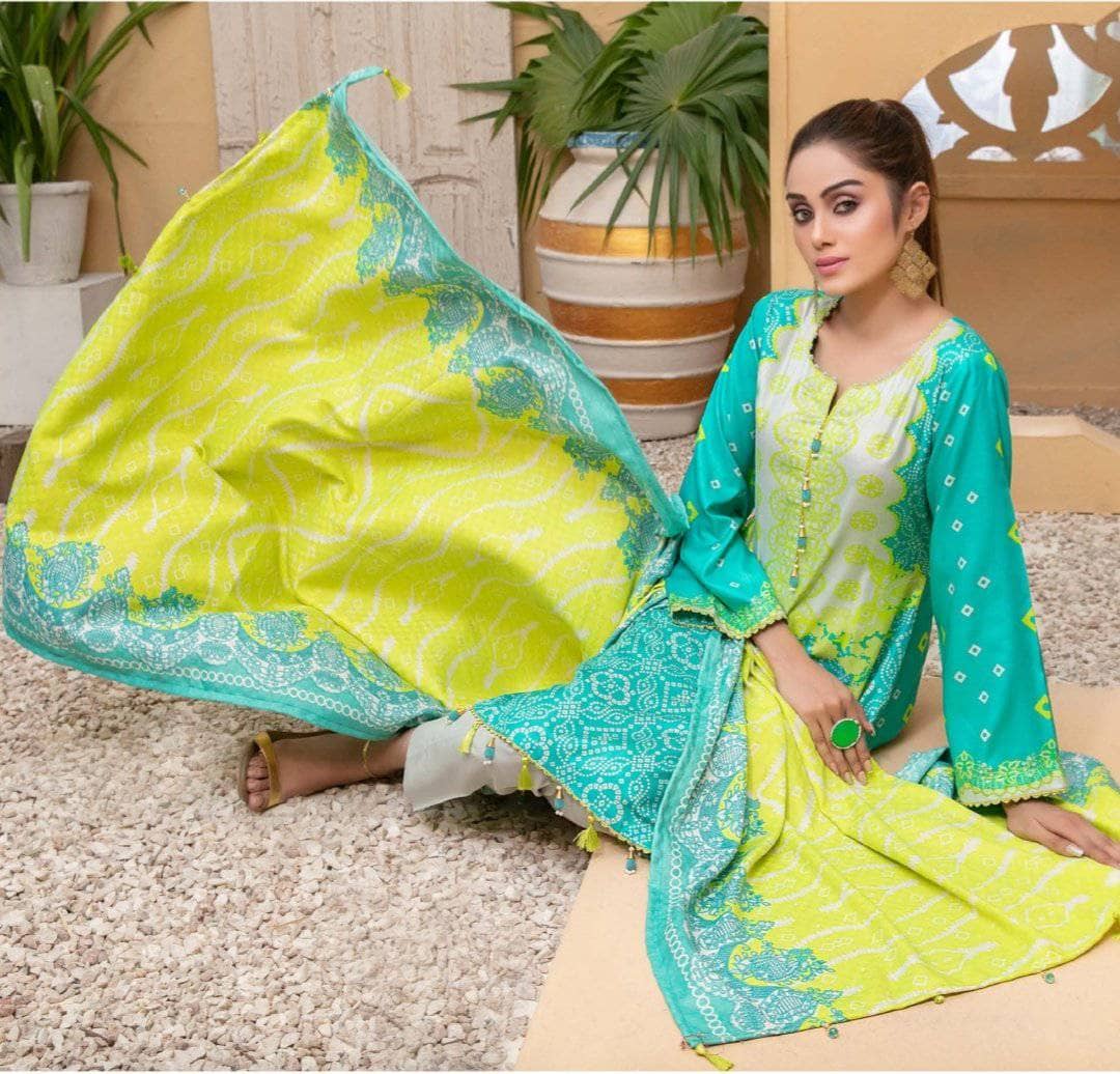 img_amna_sohail_naina_linen_awwal_boutique