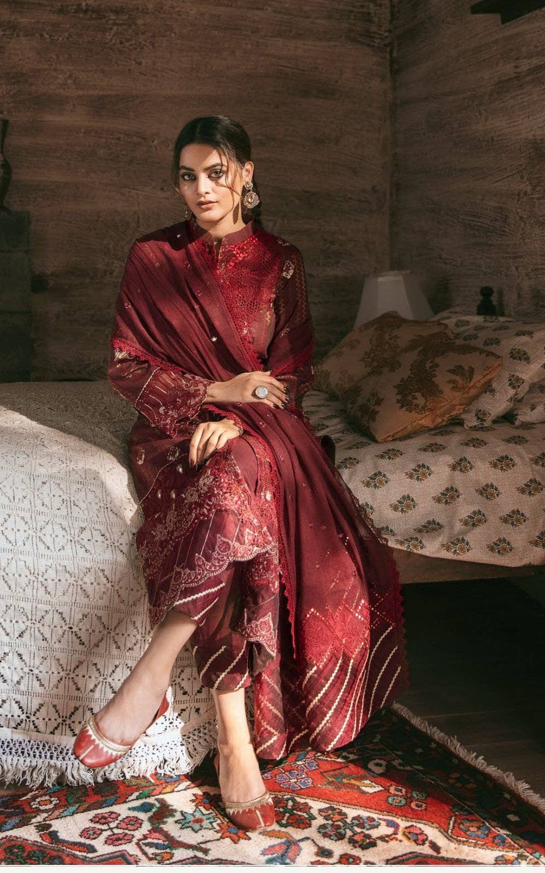 img_qalamkar_luxury_shawl_collection_awwal_boutique