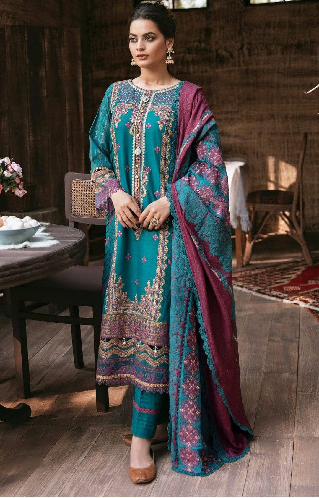 img_qalamkar_luxury_shawl_collection_awwal_boutique