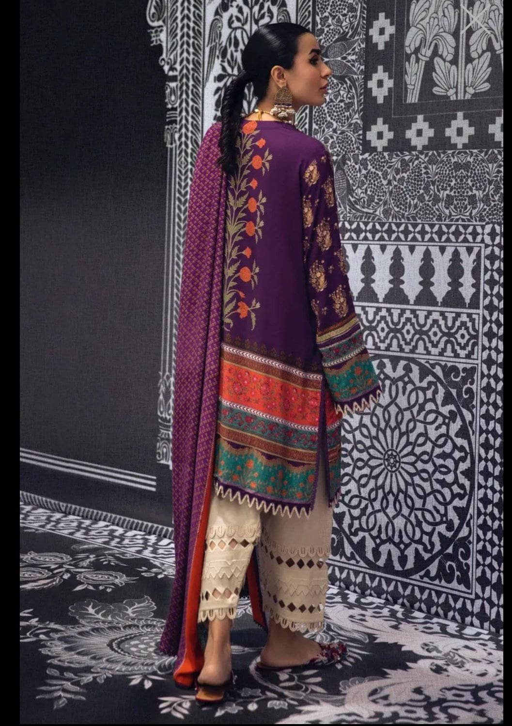 img_sana_safinaz_mahay_winter_21_awwal_boutique