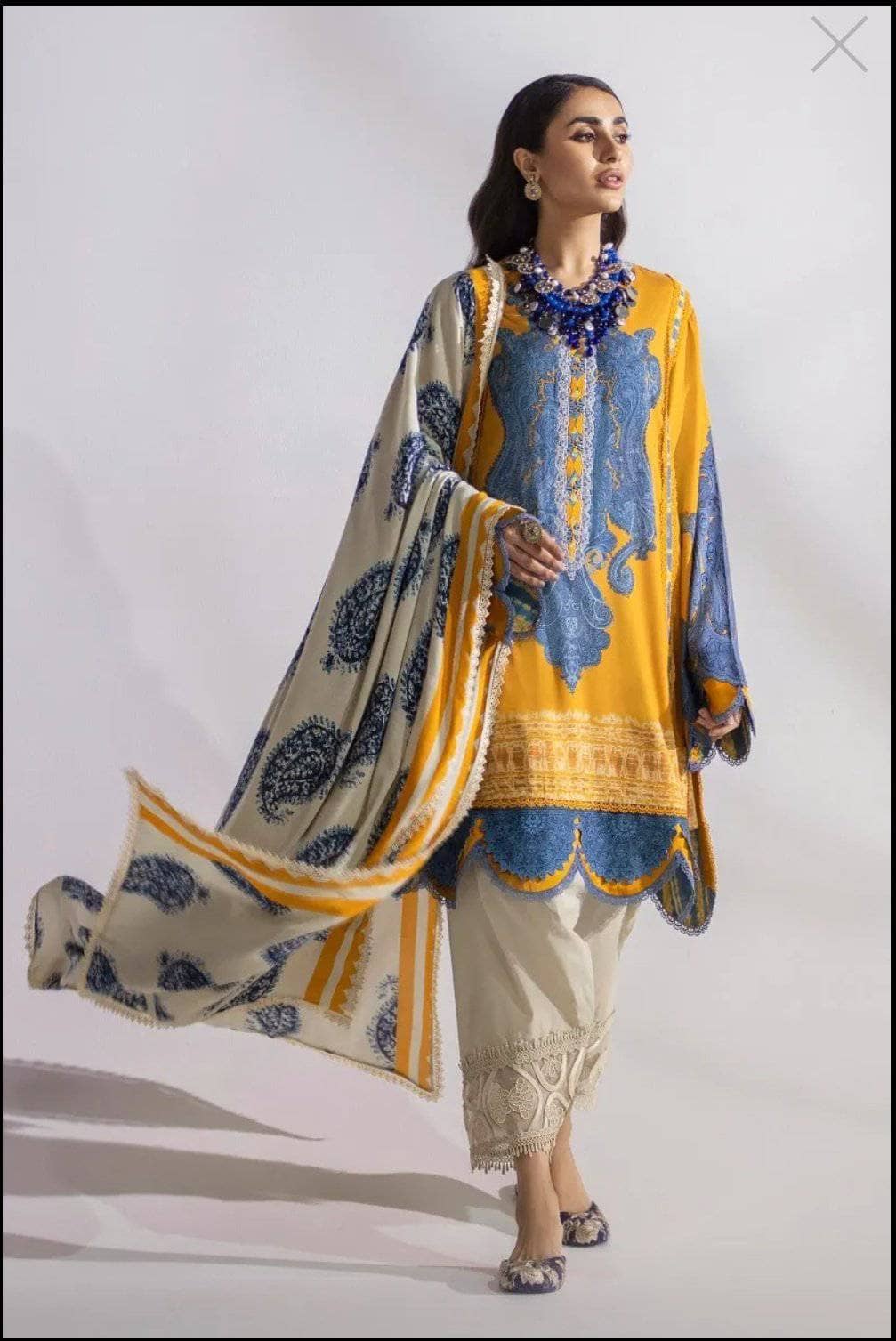 img_sana_safinaz_winter_21_awwal_boutique