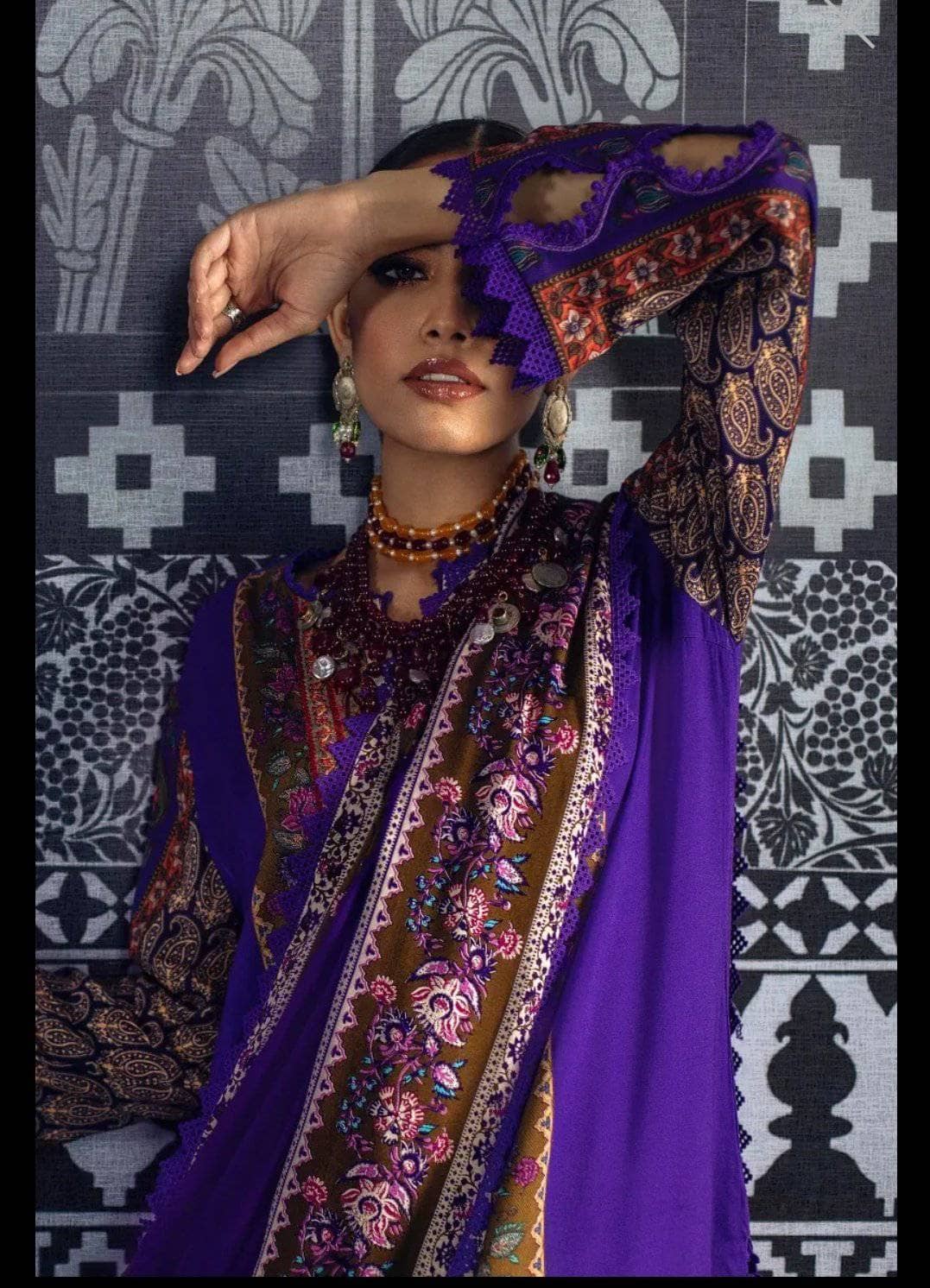 img_sana_safinaz_winter_21_awwal_boutique