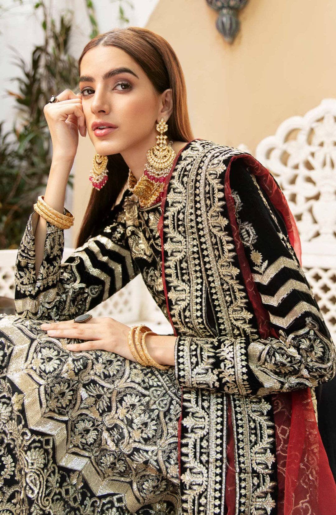 img_maryam_n_mariya_velvet_collection_awwal_boutique