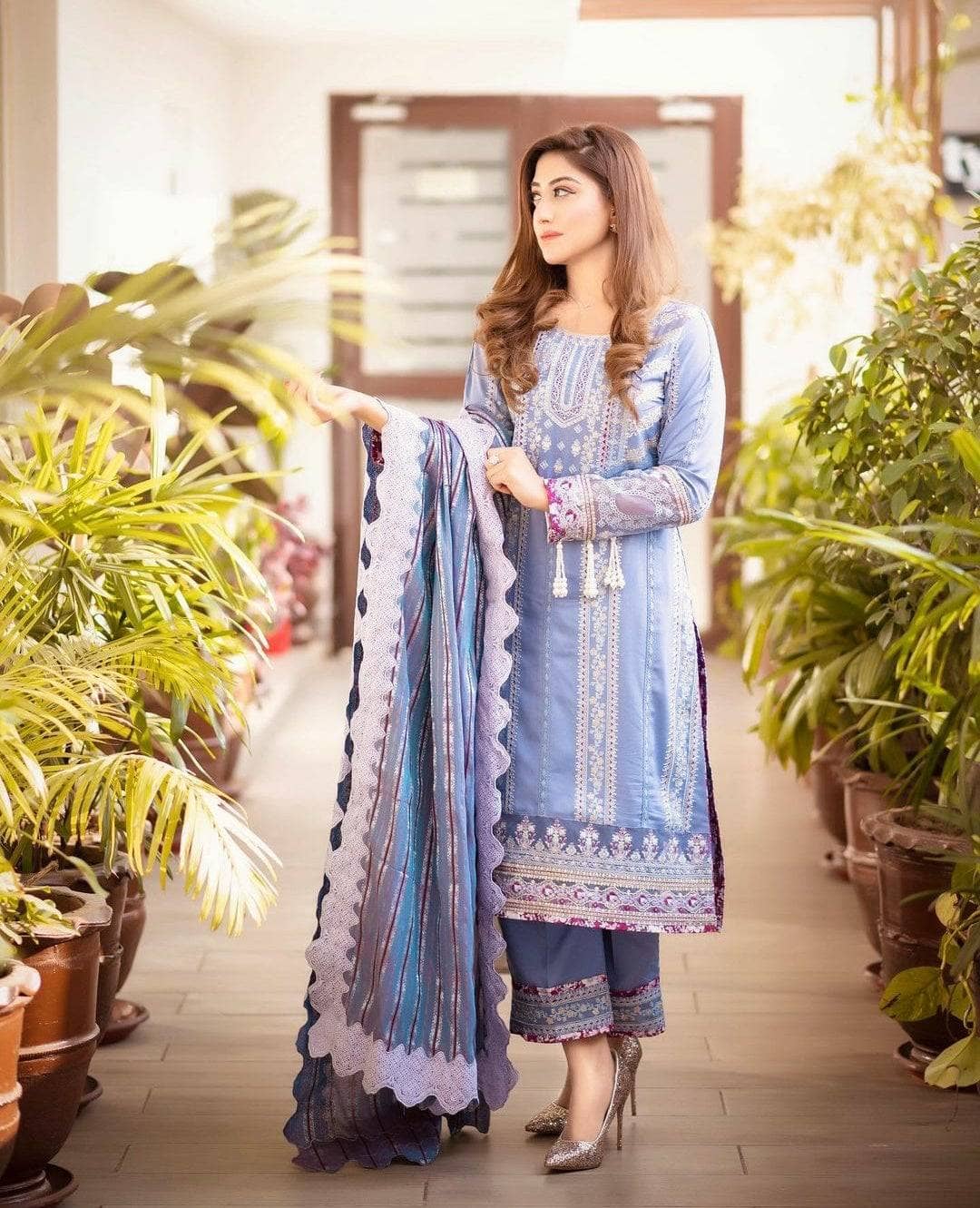 img_qalamkar_luxury_shawl_collection_awwal_boutique