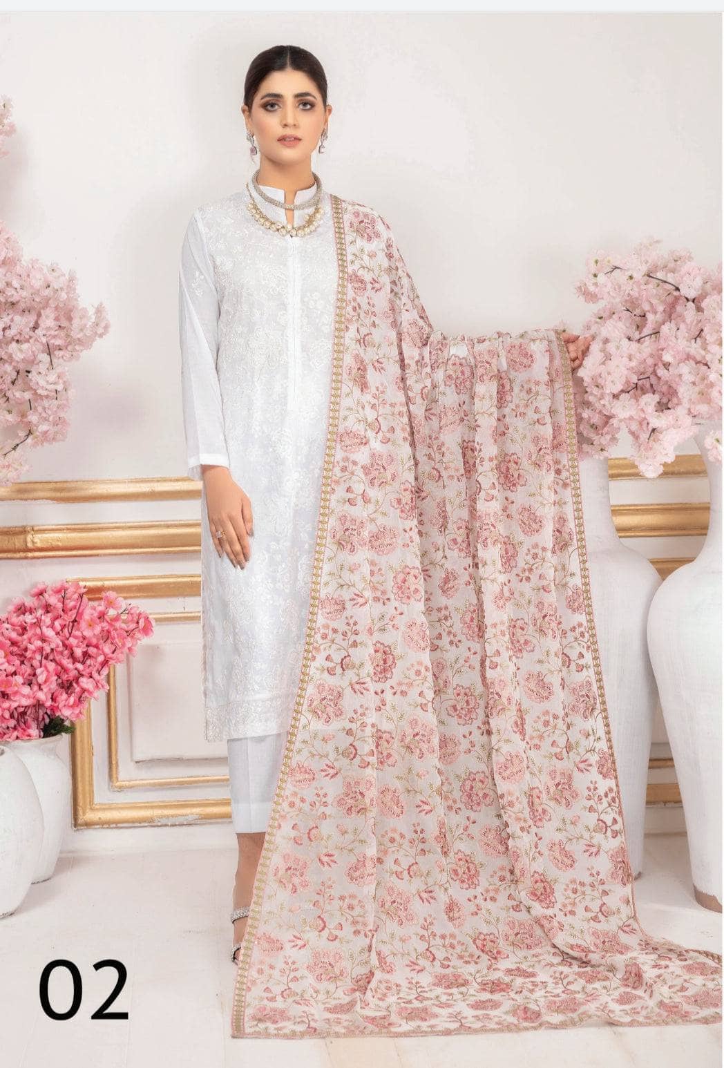 img_premium_embroidered_chiffon_dupatta_by_alaya