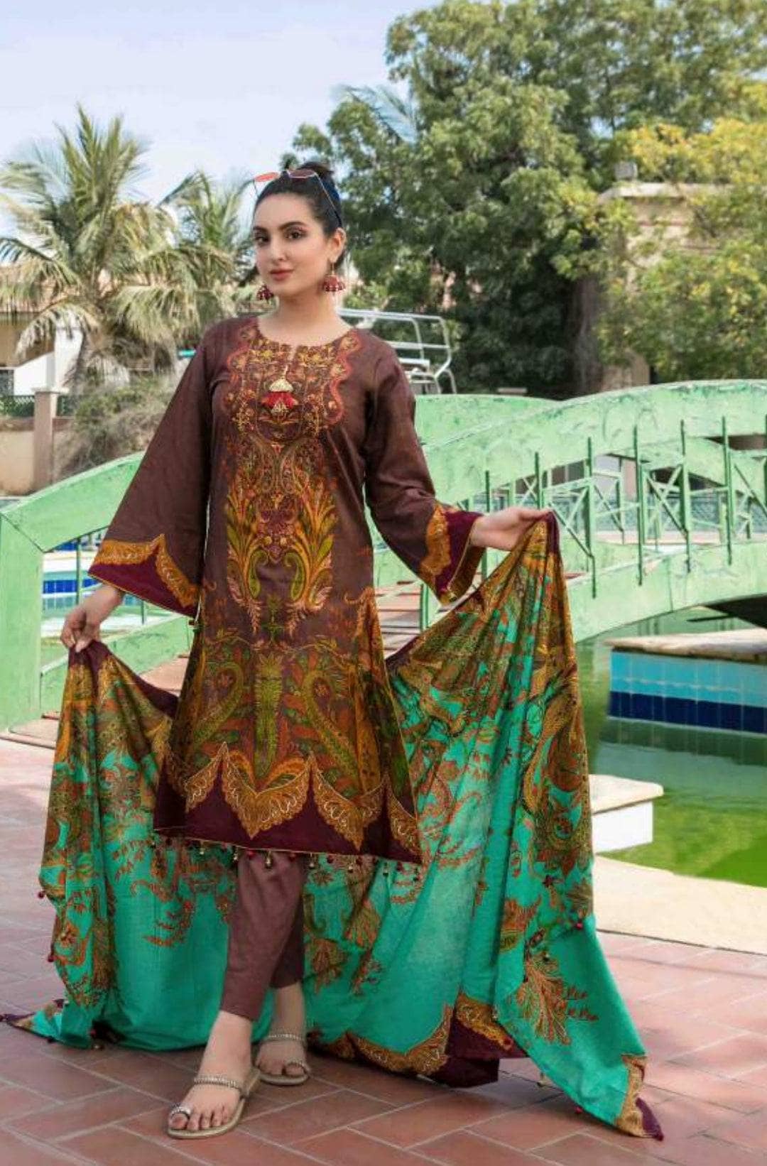 img_nazli_by_tawakkal_lawn_22_awwal_boutique