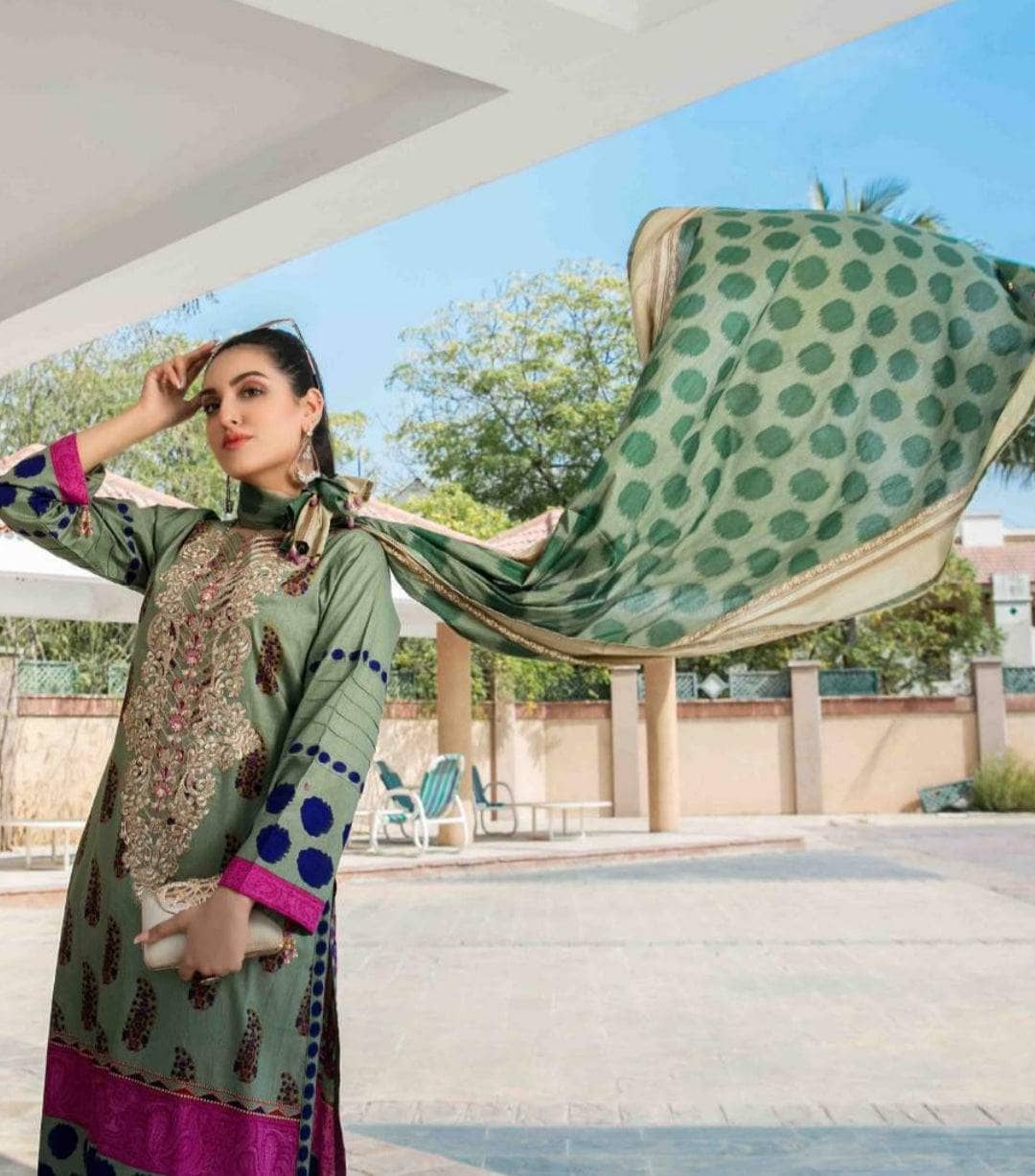 img_nazli_by_tawakkal_lawn_22_awwal_boutique