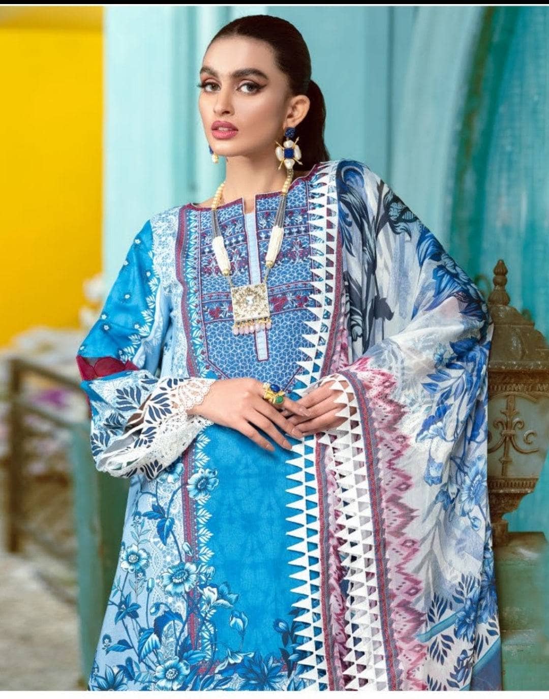 img_jade_bliss_lawn_awwal_boutique