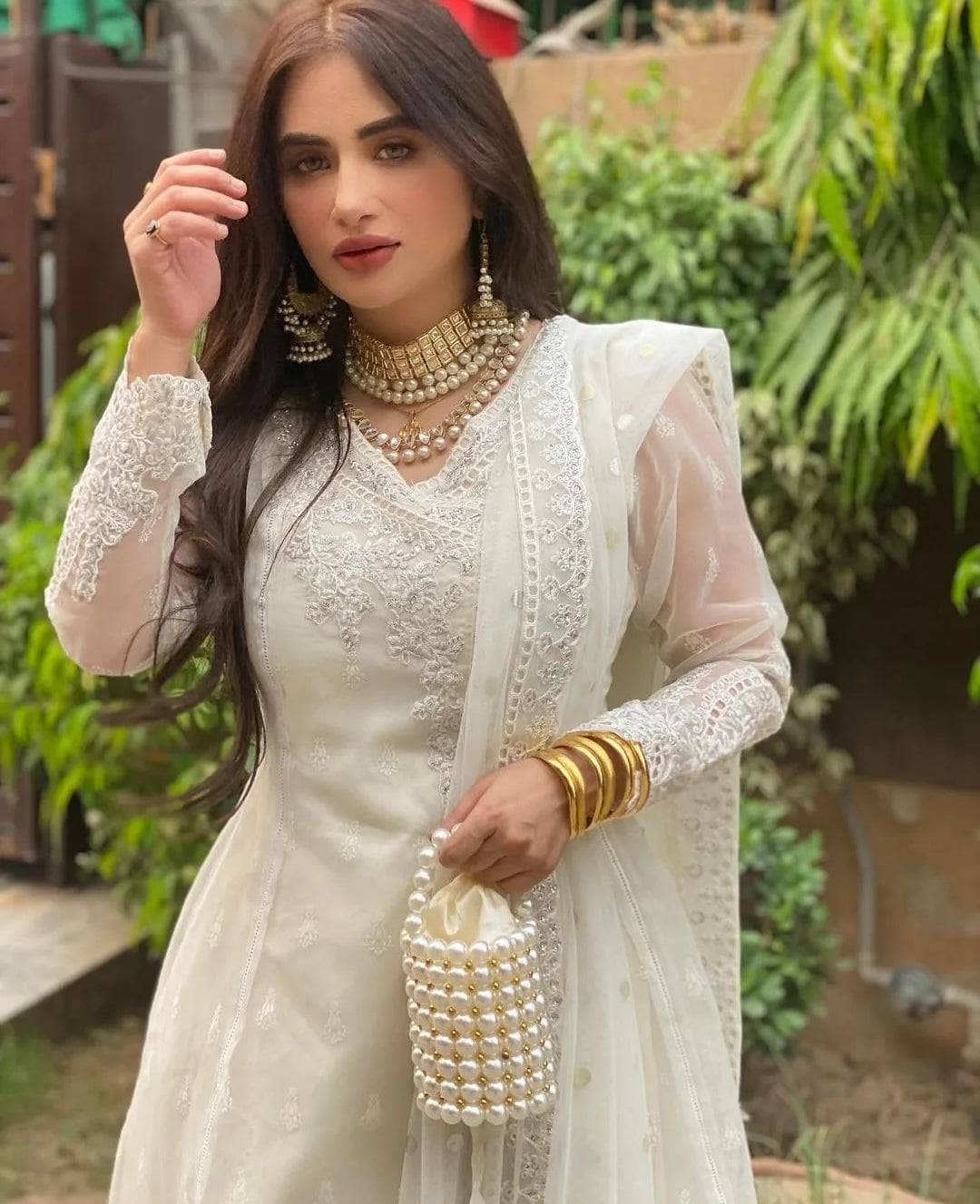 img_maria_b_eid_lawn_22_awwal_boutique