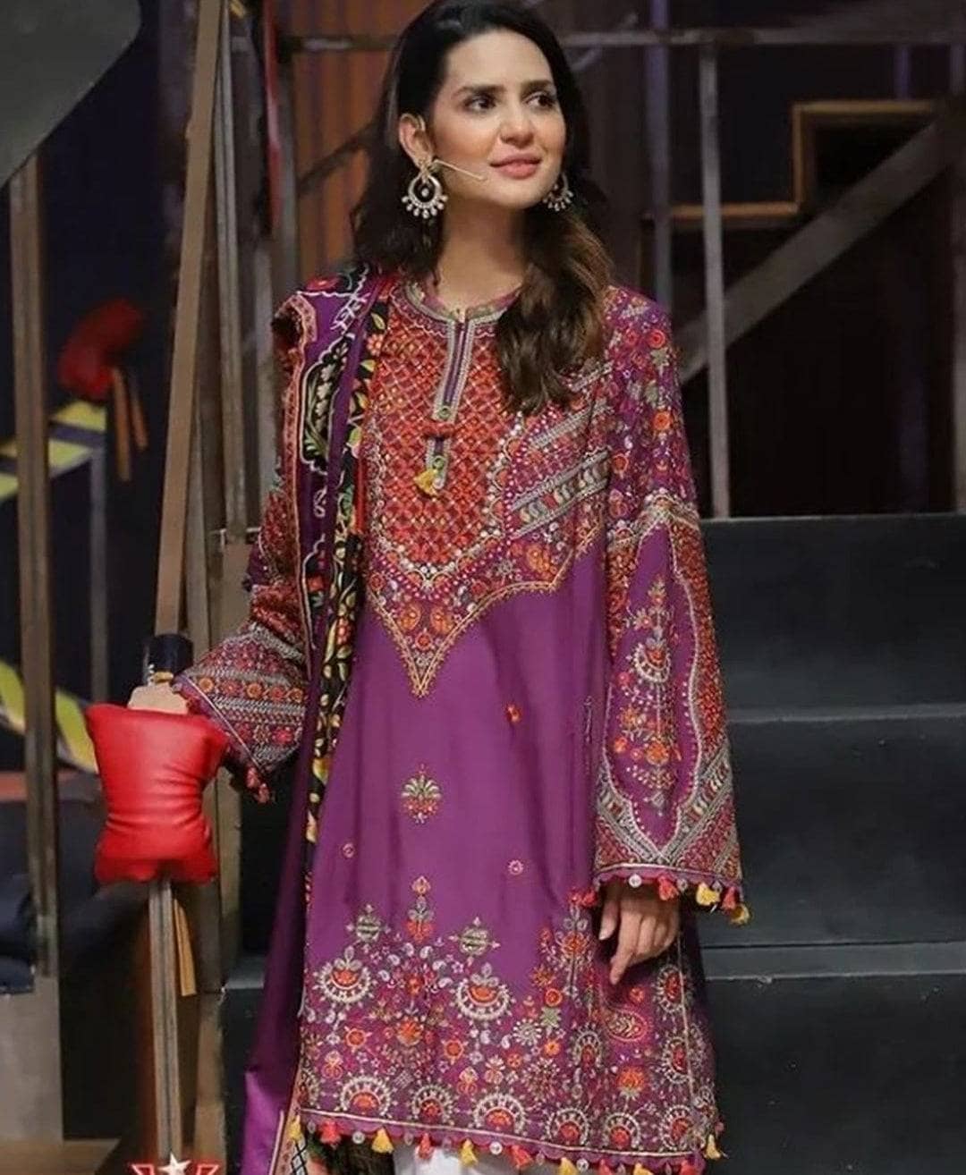 img_elan_lawn_22_awwal_boutique