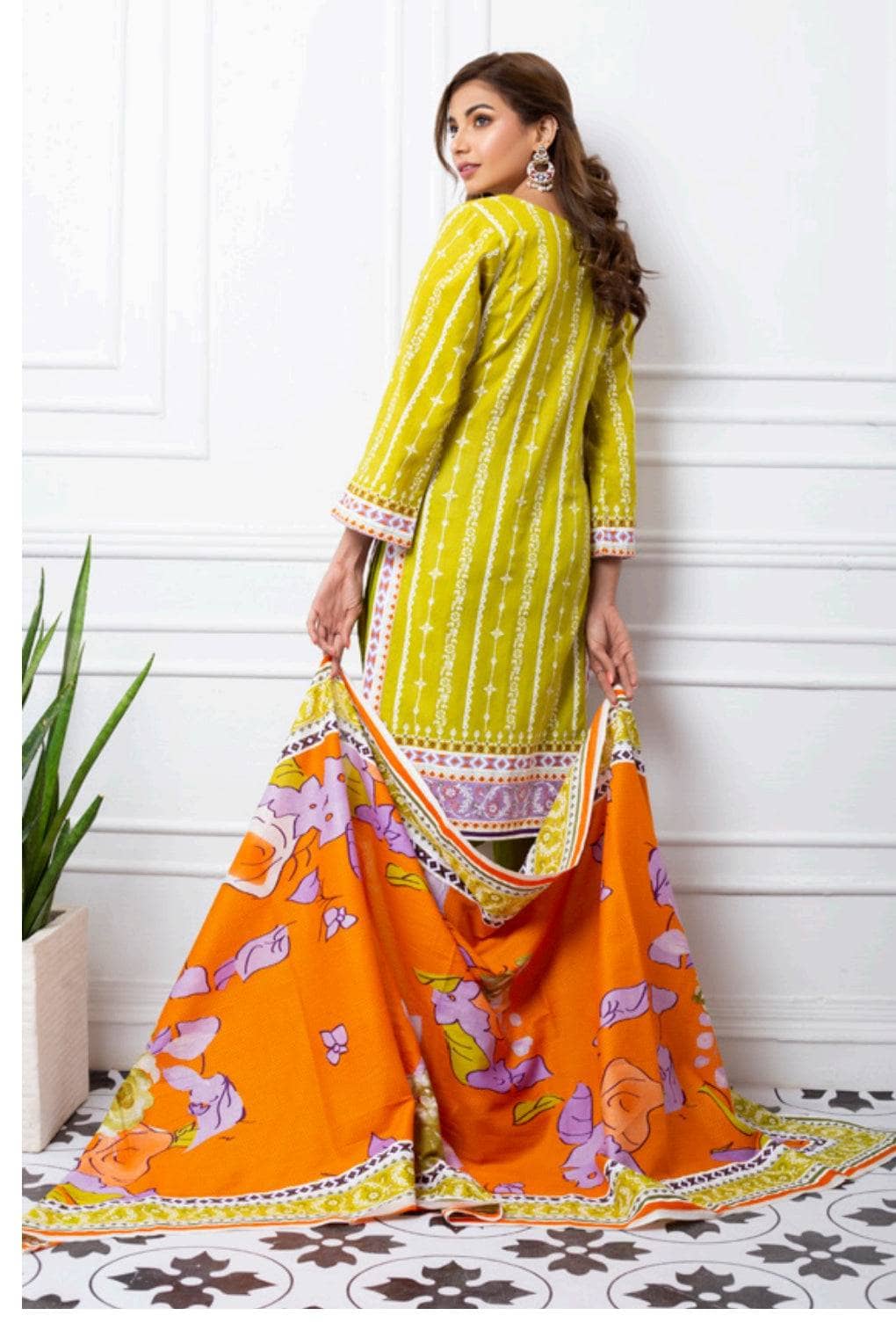 img_erum_misha_economy_lawn_22_awwal_boutique