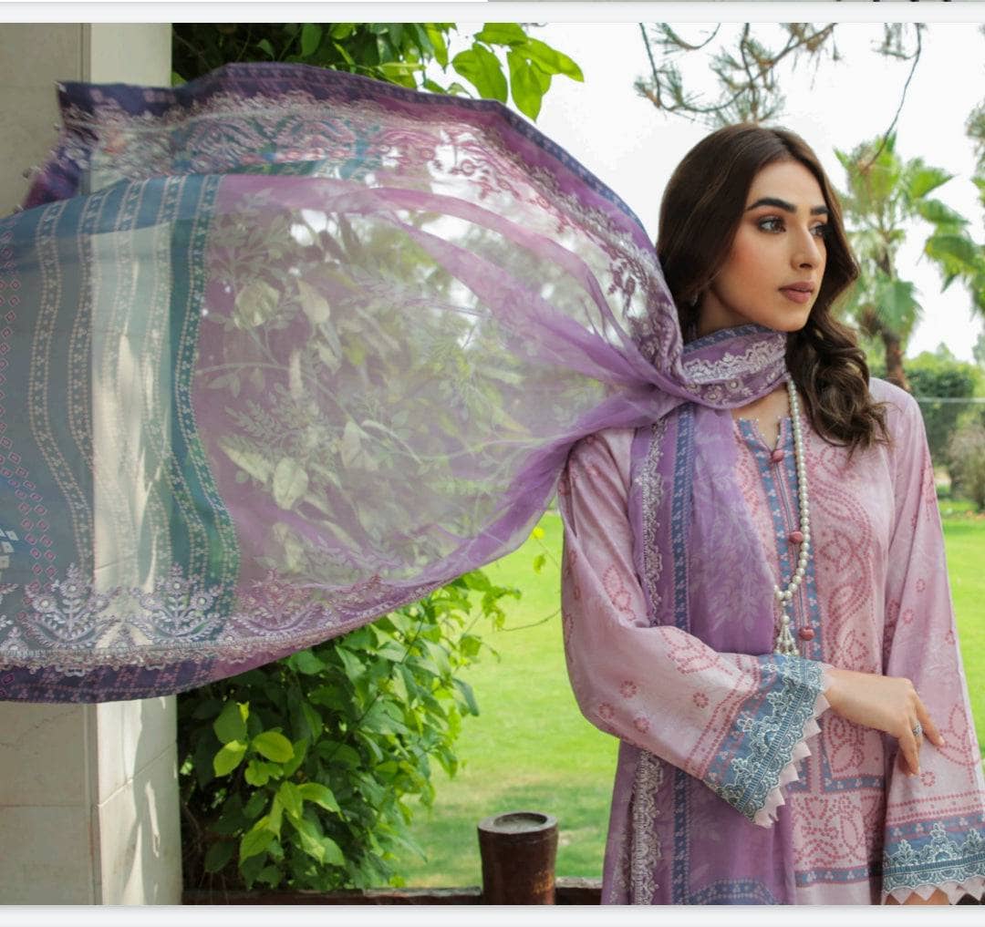 img_nureh_gardenia_awwal_boutique