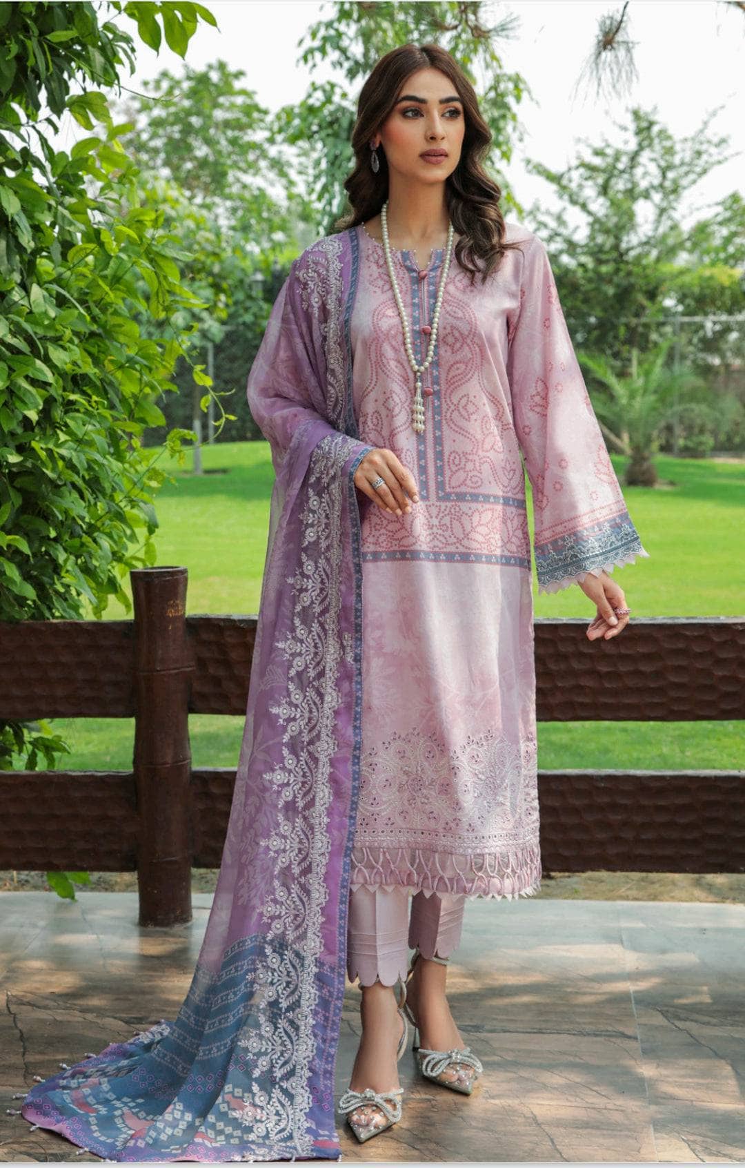 img_nureh_gardenia_awwal_boutique