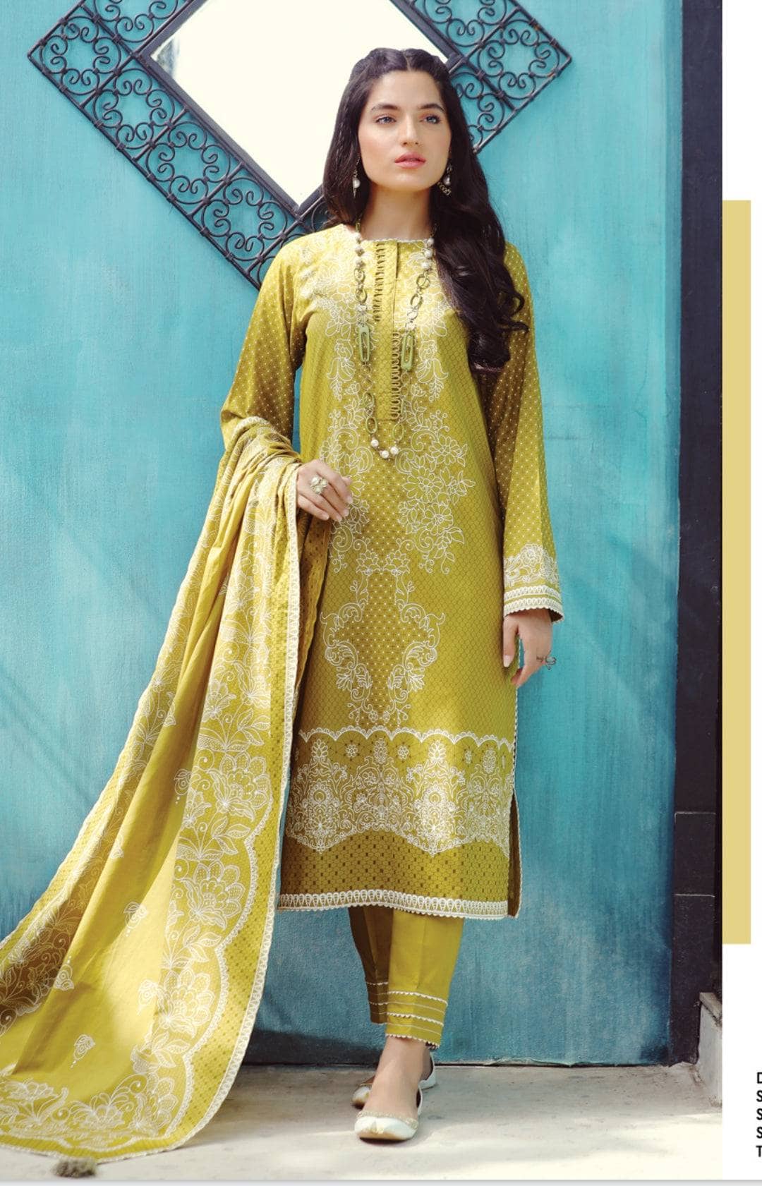 img_lsm_komal_lawn_22_awwal_boutique