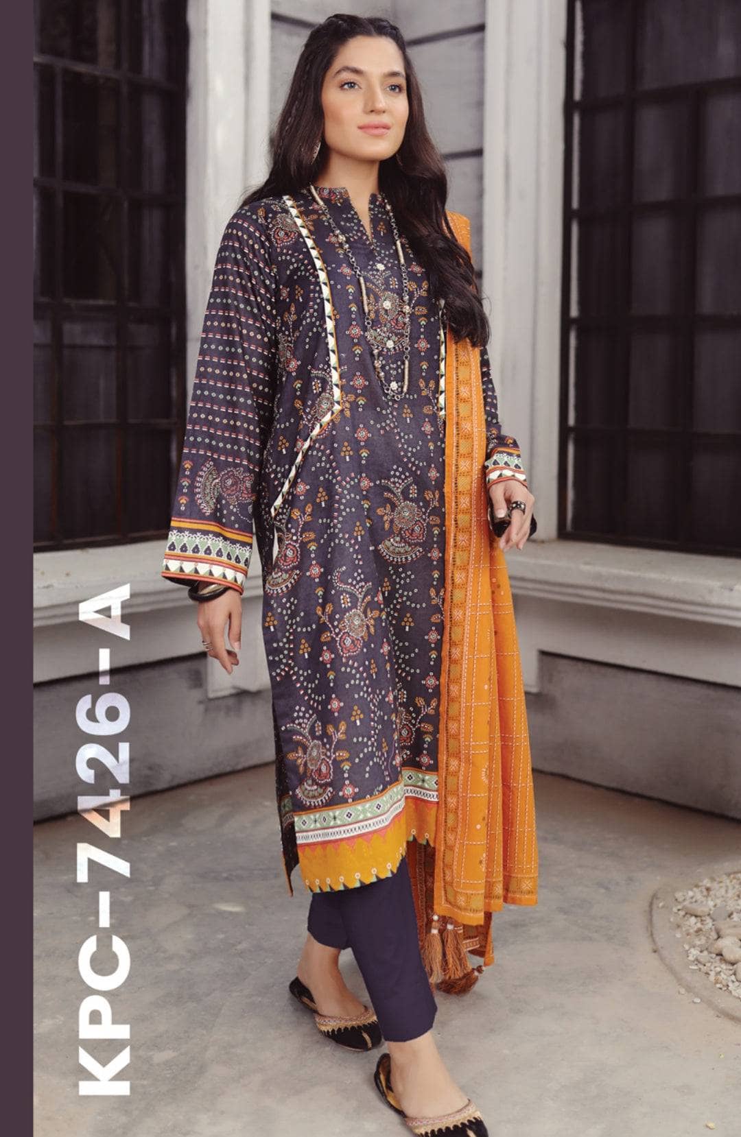 img_lsm_komal_lawn_22_awwal_boutique