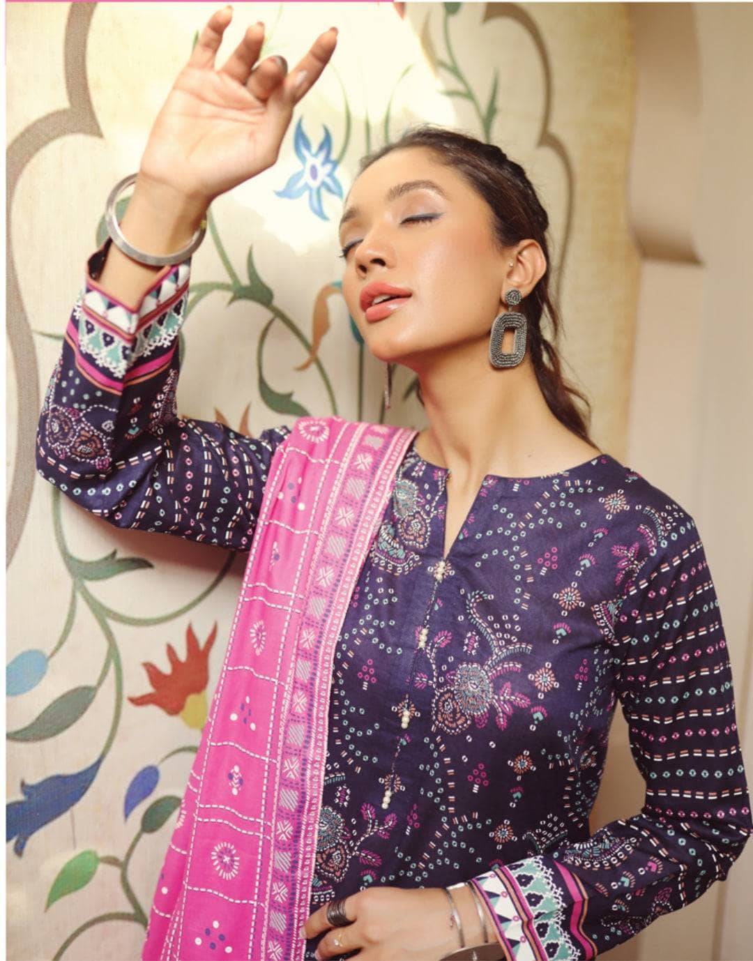 img_lsm_komal_lawn_22_awwal_boutique