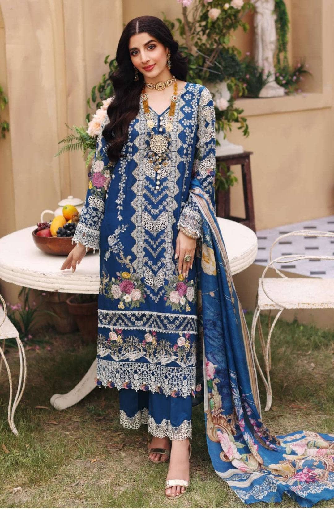 img_elaf_luxury_lawn_22_awwal_boutique