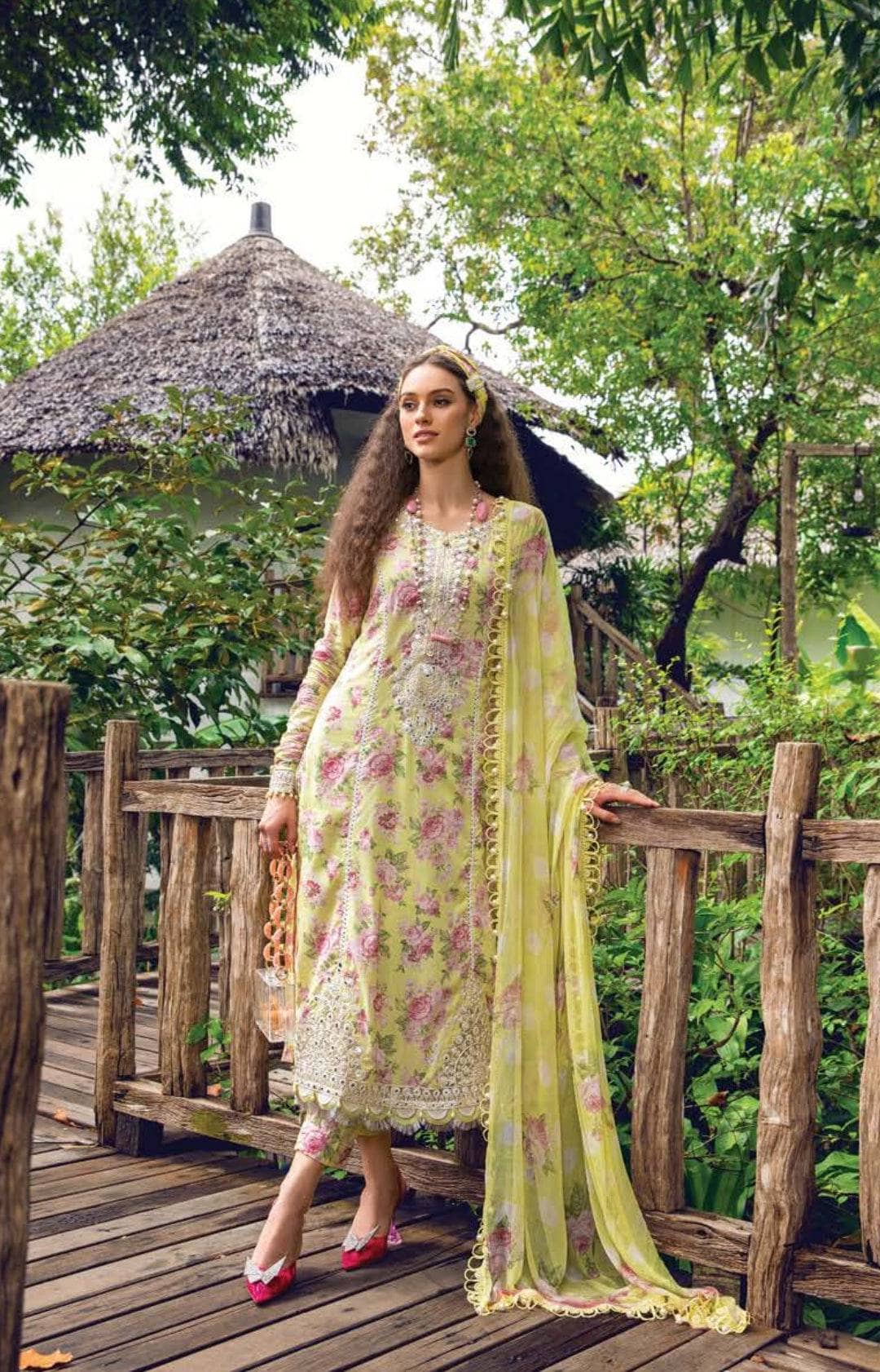 img_maria_b_m_prints_lawn_22_awwal_boutique