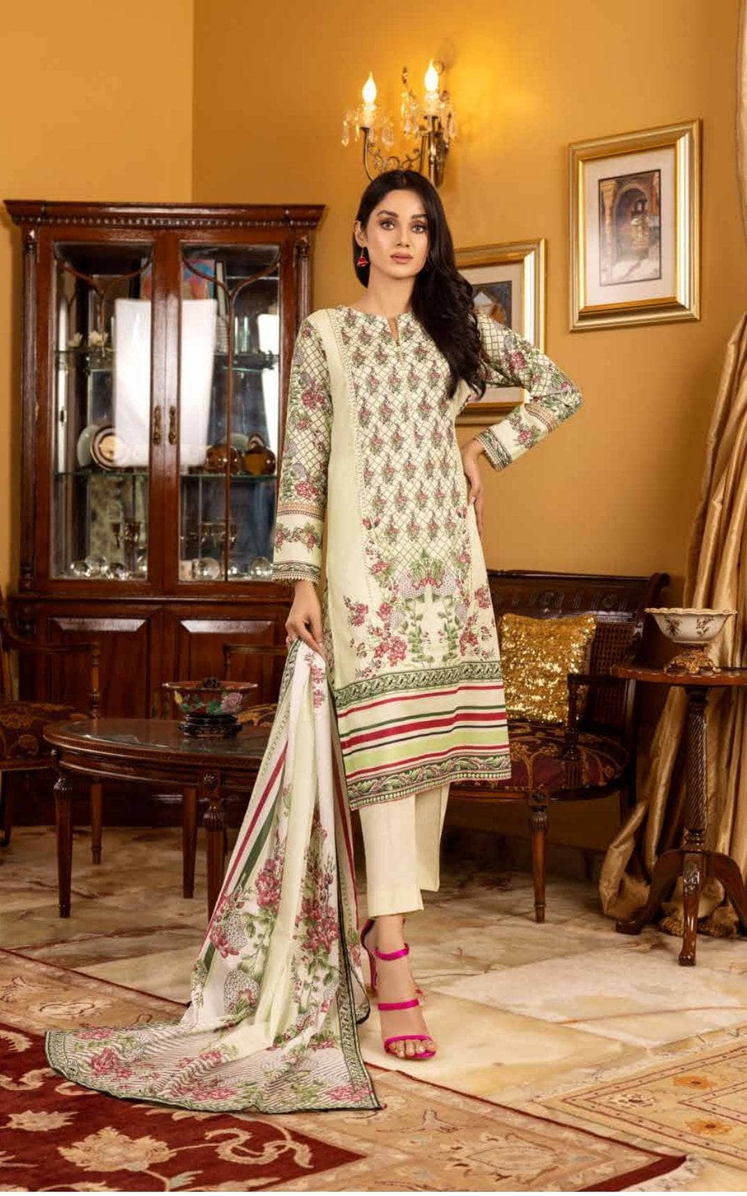 img_gul_ahmed_regalia_awwal_boutique