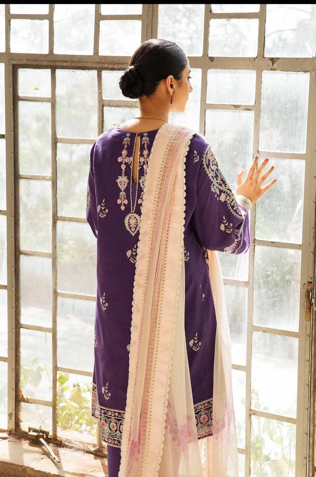 img_coco_by_zara_shahjahan_vol_2_awwal_boutique