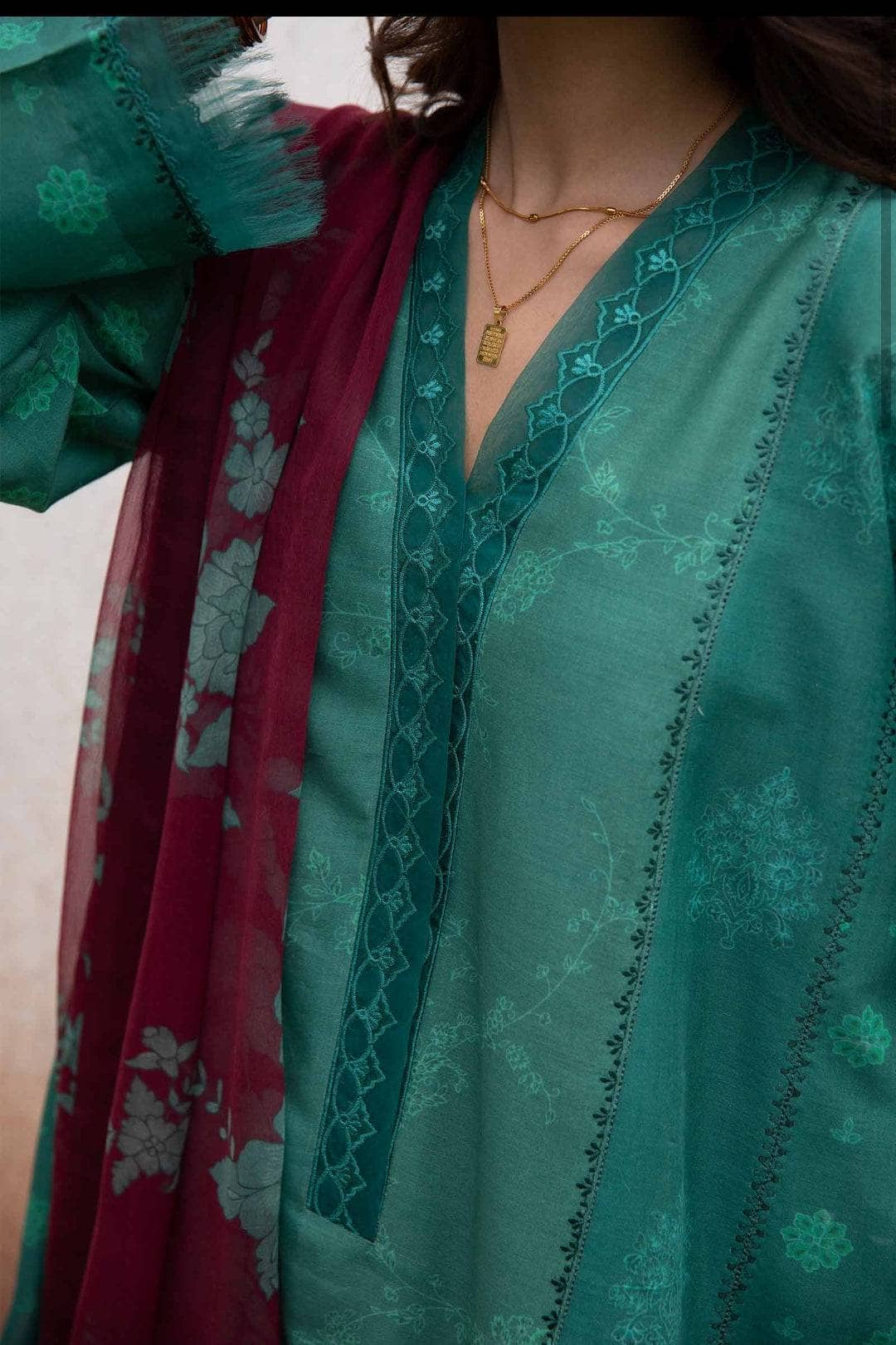 img_coco_by_zara_shahjahan_vol_2_awwal_boutique