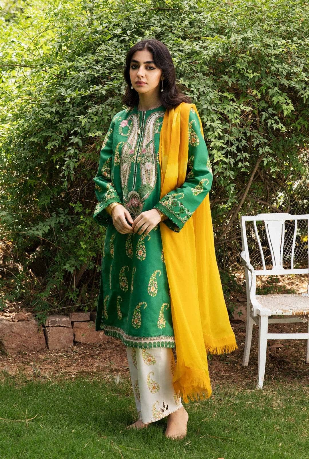 img_coco_by_zara_shahjahan_vol_2_awwal_boutique