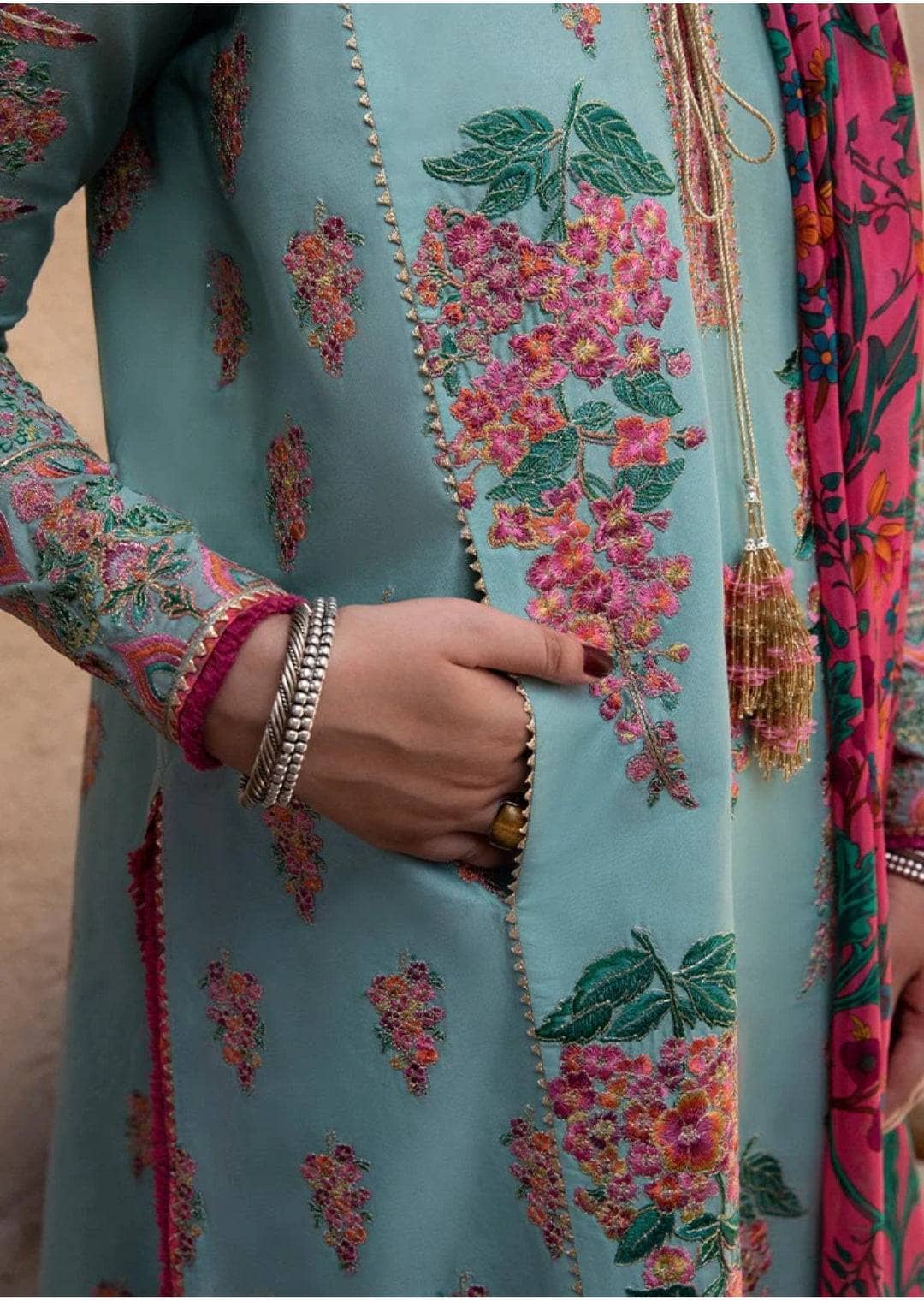 img_hussain_rehar_sarab_awwal_boutique