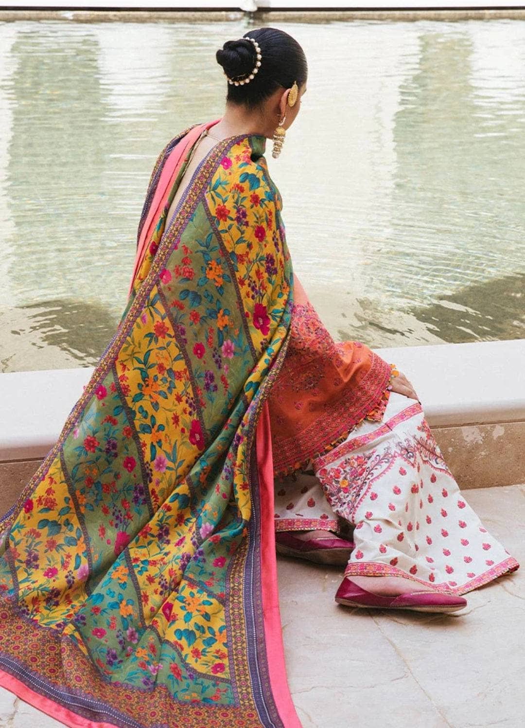 img_hussain_rehar_sarab_awwal_boutique