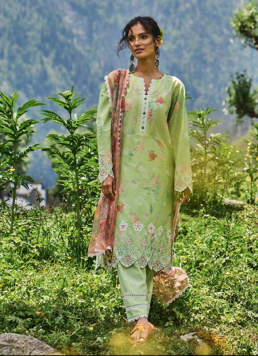 Img_summer_printkari_lawn_22_awwal_boutique