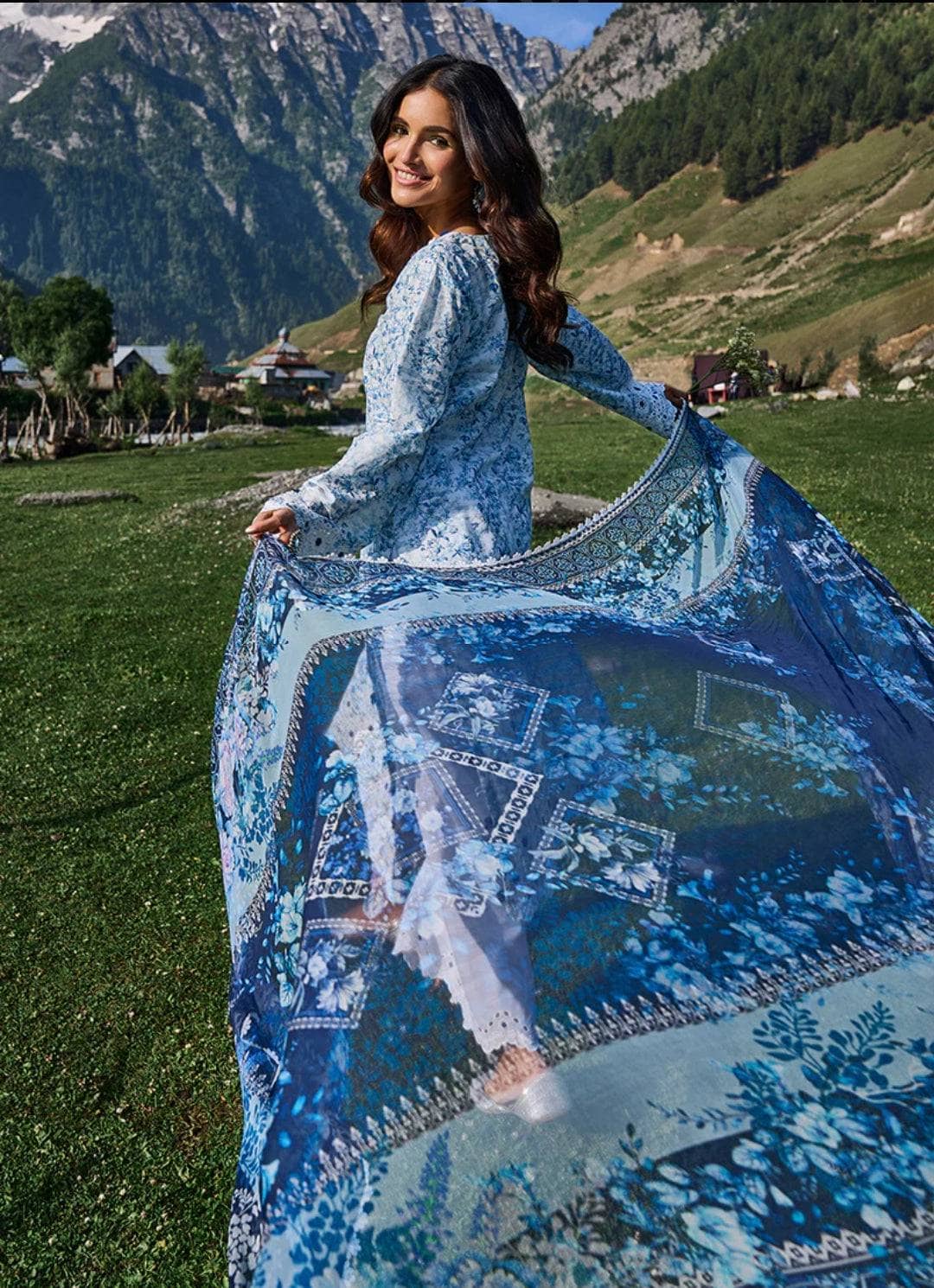 Img_summer_printkari_lawn_22_awwal_boutique