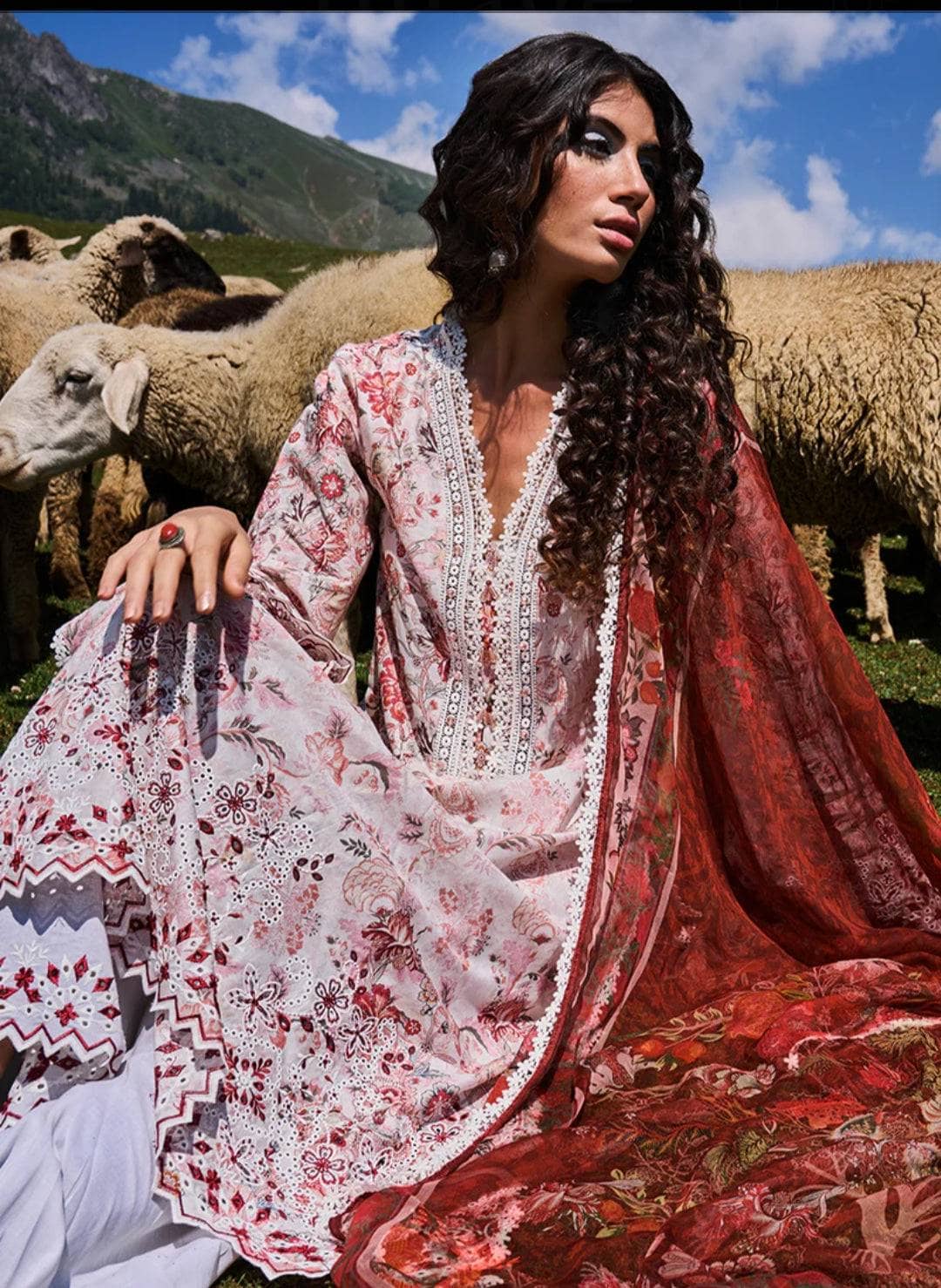 Img_summer_printkari_lawn_22_awwal_boutique